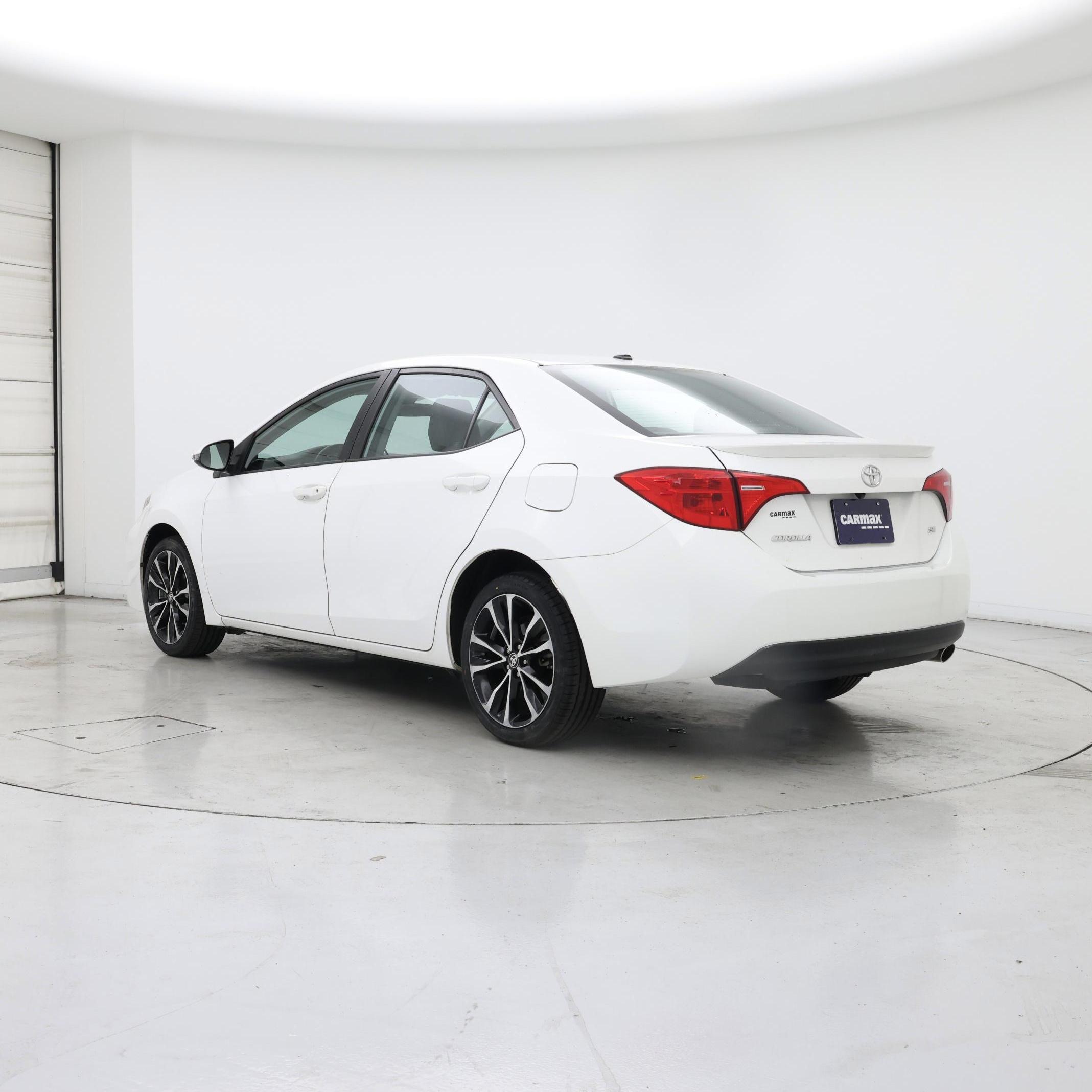 Thumbnail: 2019 Toyota Corolla - 2