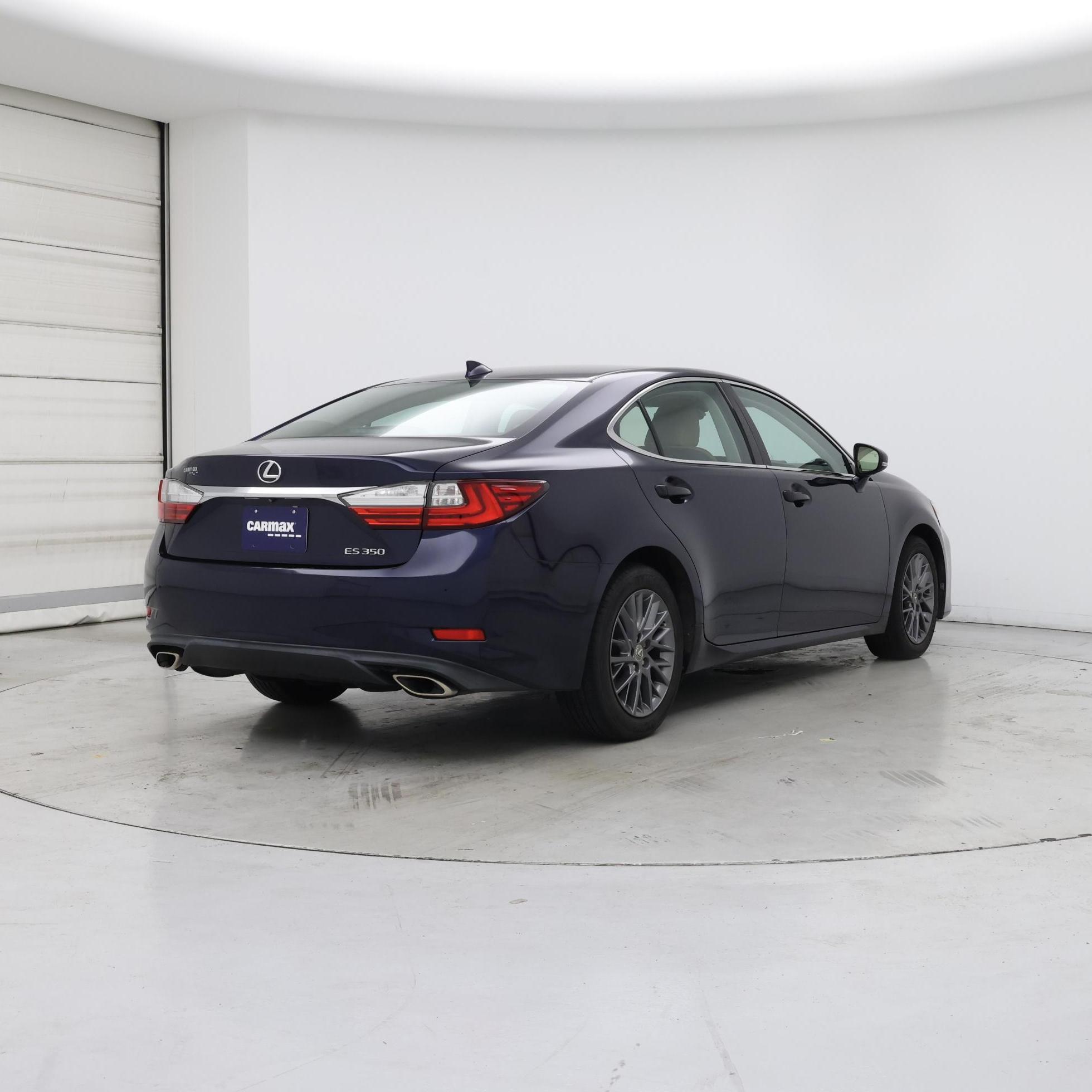 Thumbnail: 2018 Lexus ES - 8