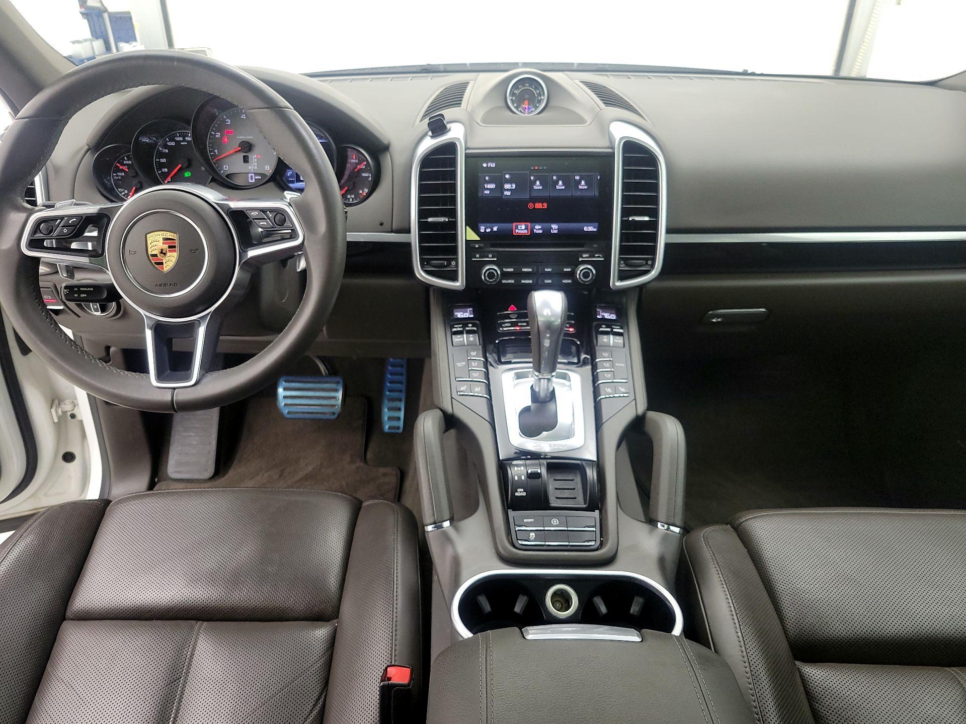 Thumbnail: 2018 Porsche Cayenne - 9