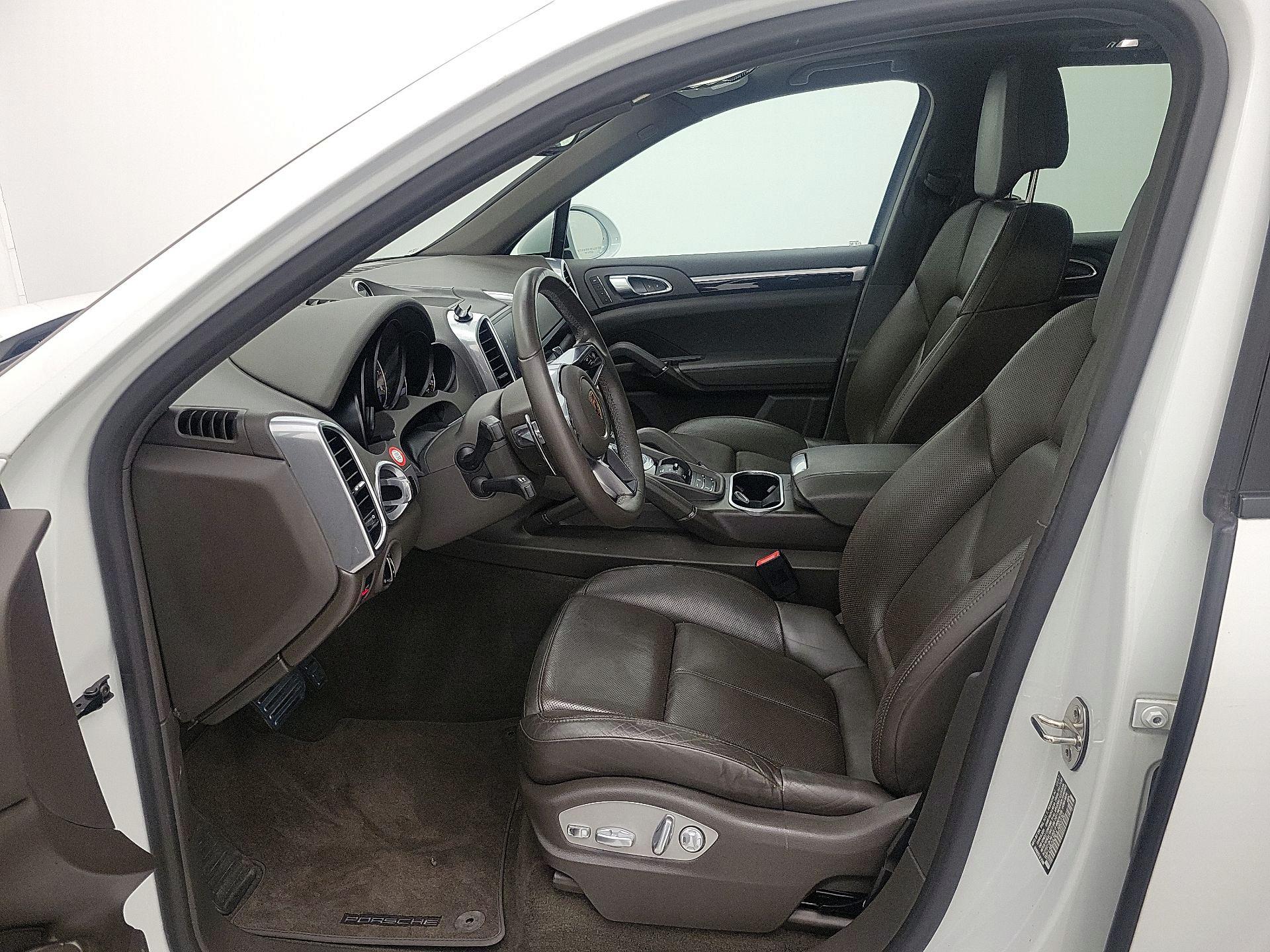 Thumbnail: 2018 Porsche Cayenne - 11