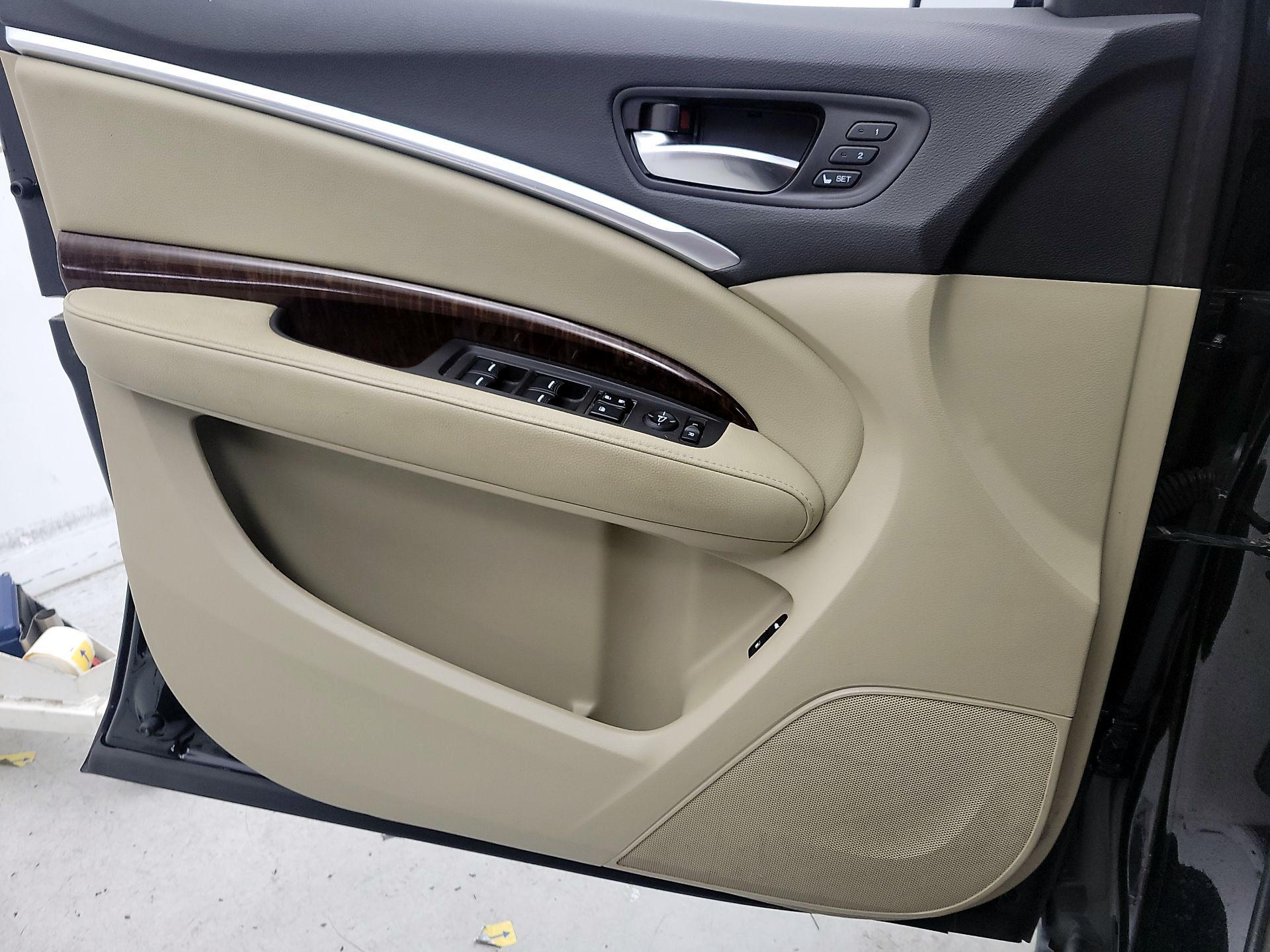 Thumbnail: 2020 Acura MDX - 12
