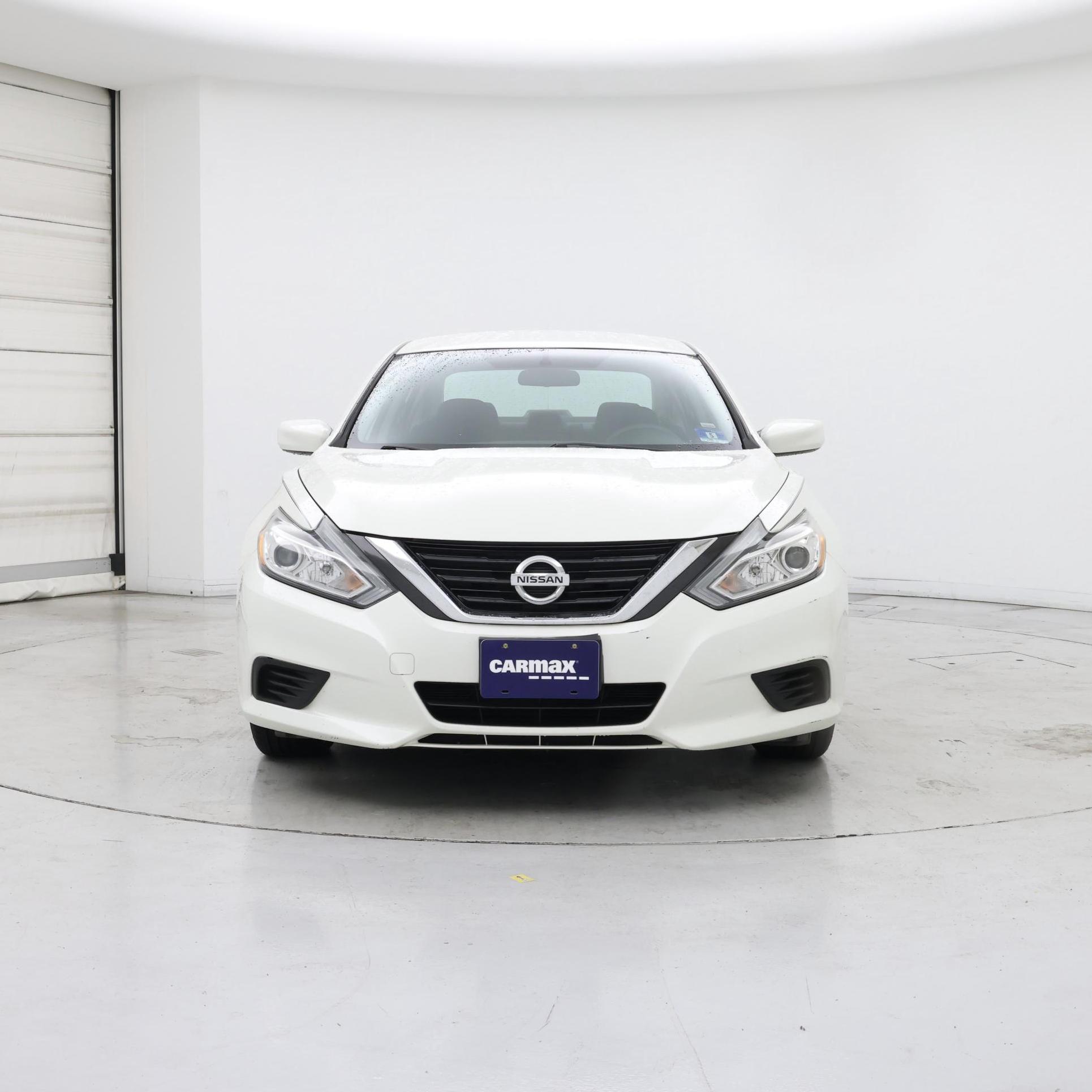 Thumbnail: 2016 Nissan Altima - 5
