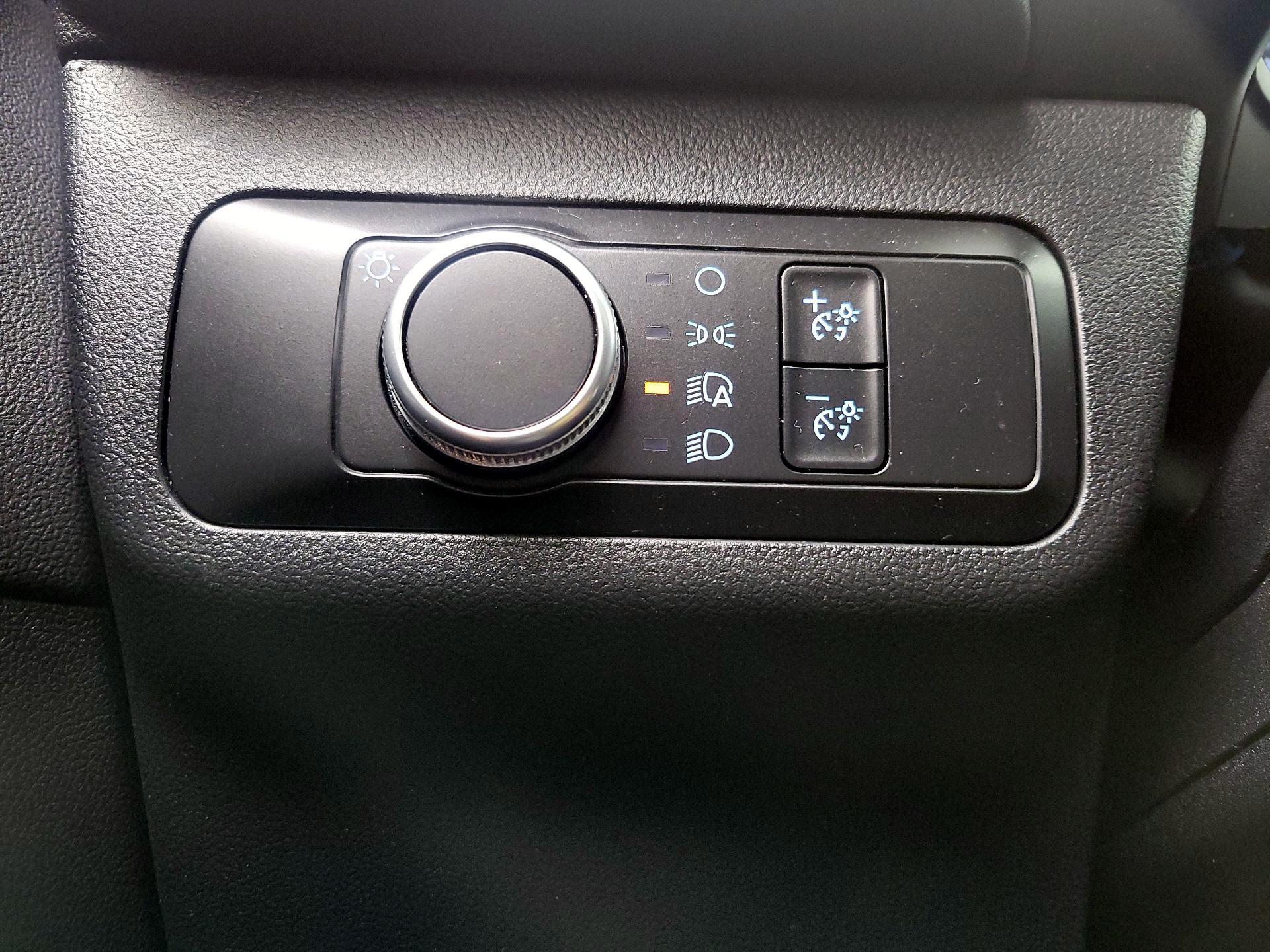 Thumbnail: 2020 Ford Escape - 13