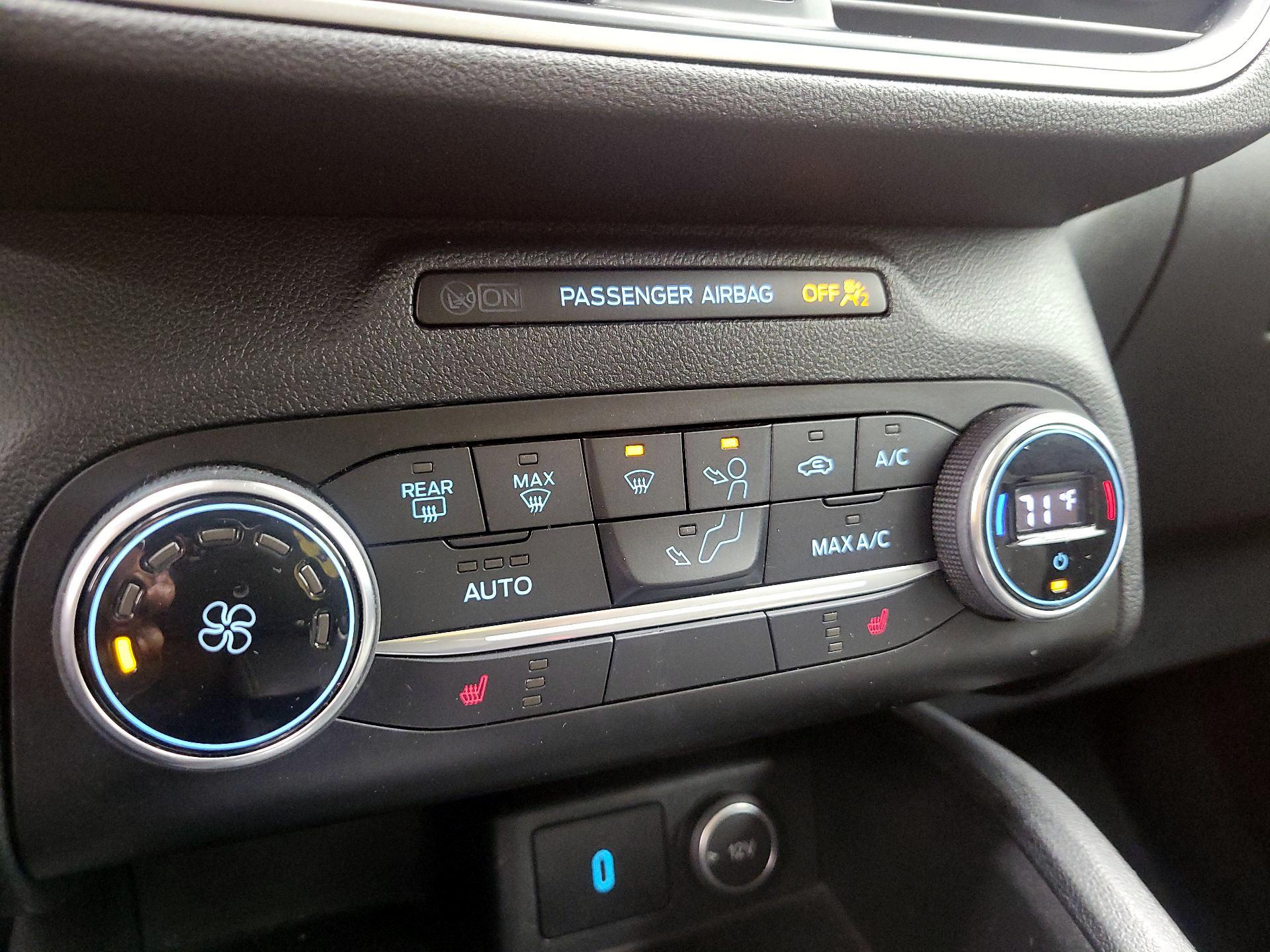 Thumbnail: 2020 Ford Escape - 17