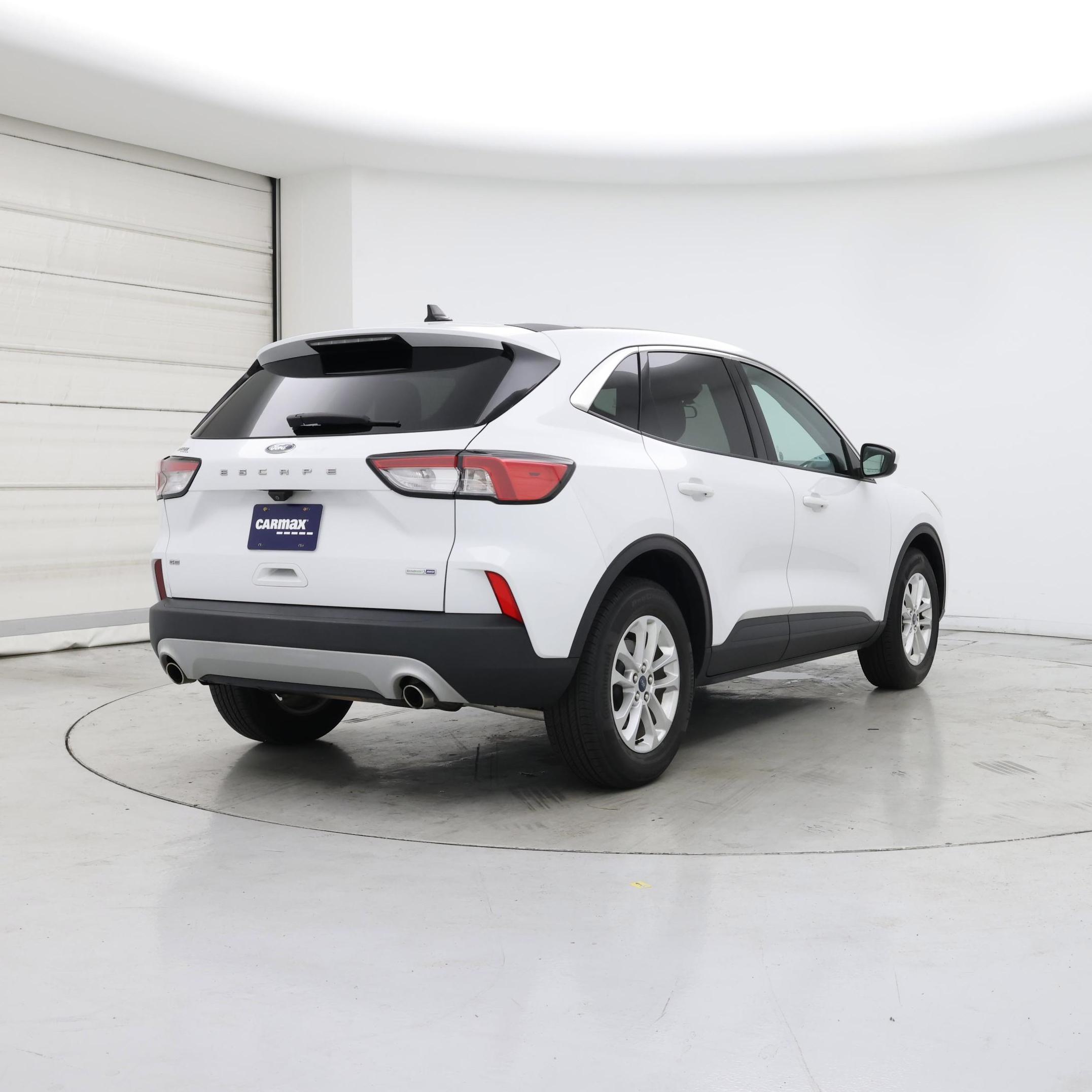 Thumbnail: 2020 Ford Escape - 8