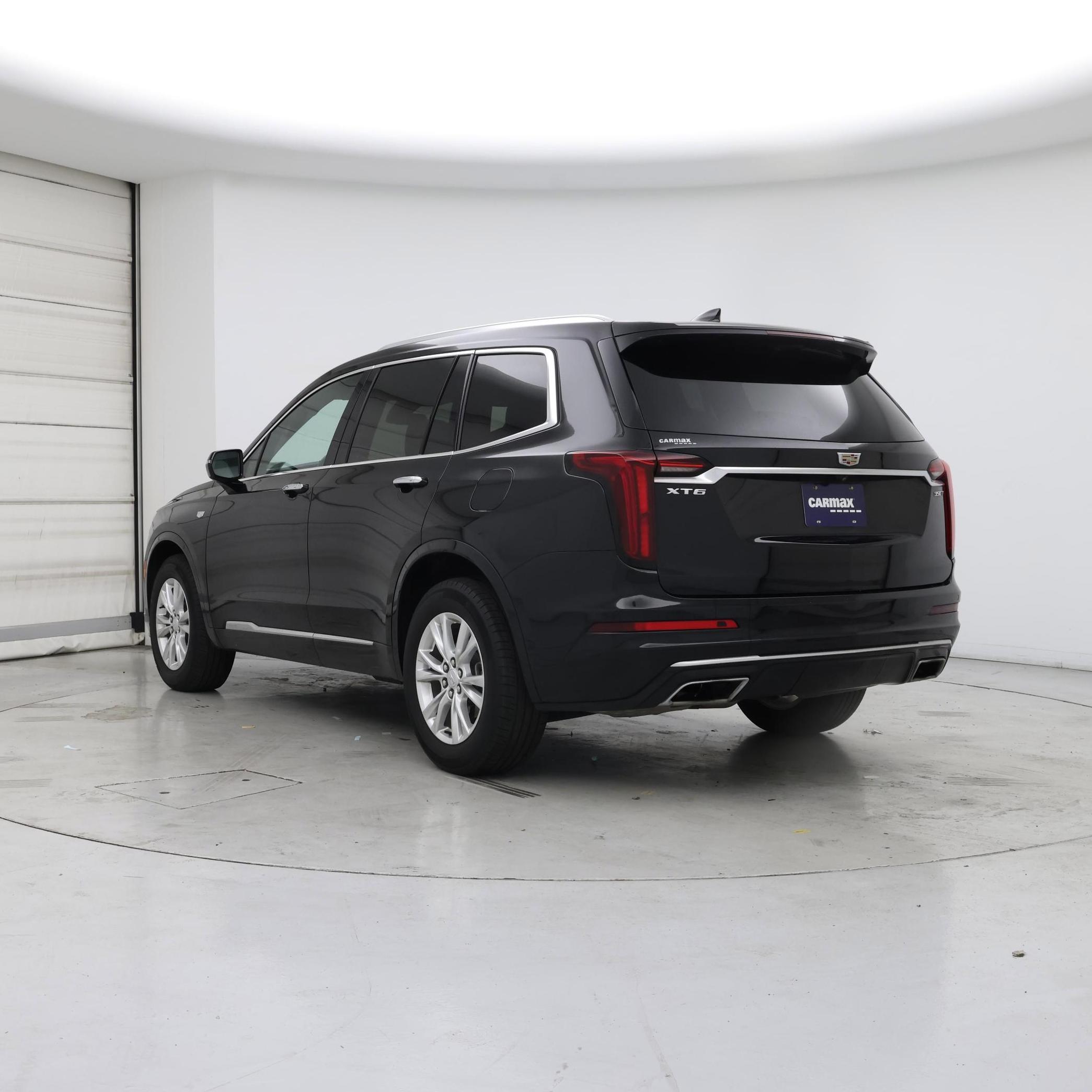 Thumbnail: 2022 Cadillac XT6 - 2