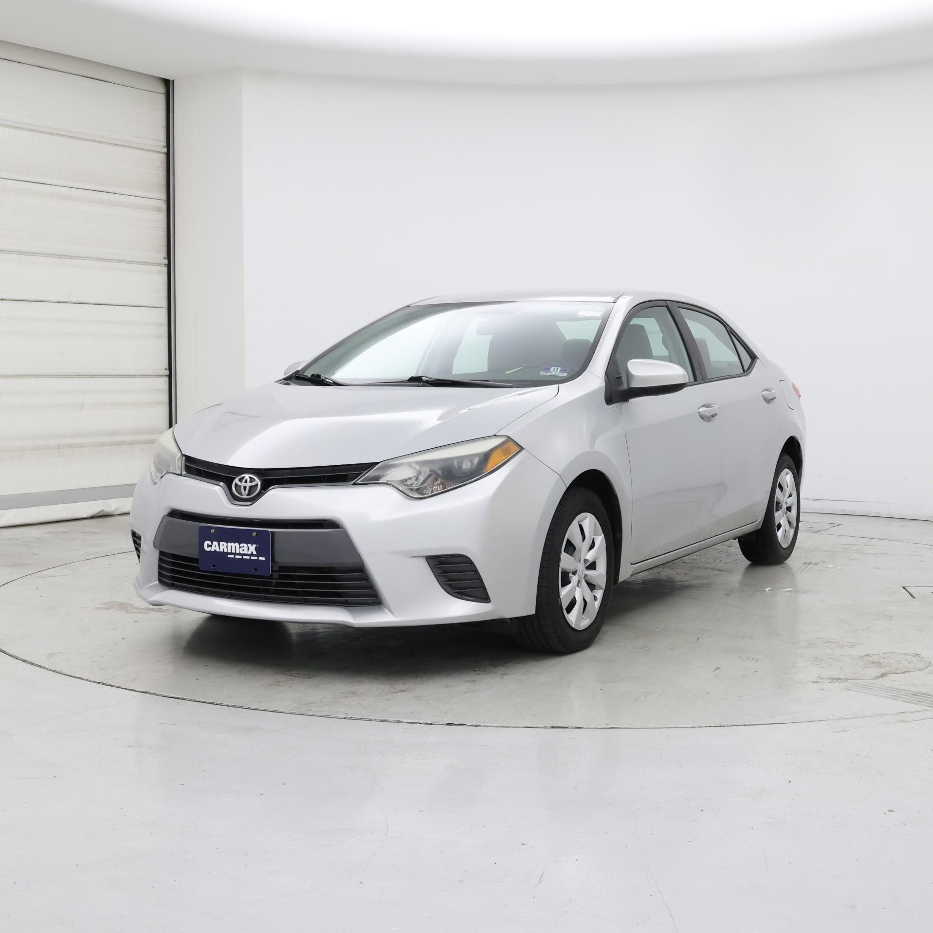 Thumbnail: 2015 Toyota Corolla - 4