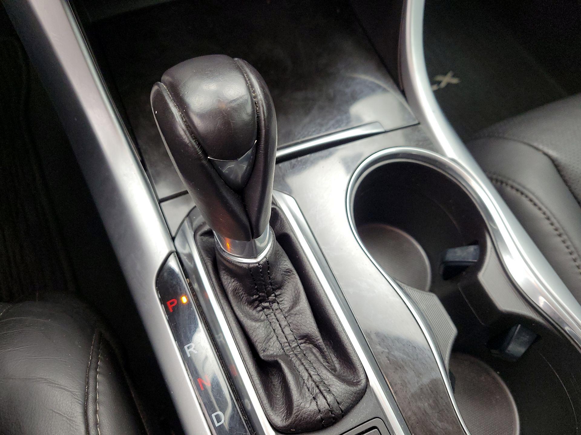 Thumbnail: 2020 Acura TLX - 17