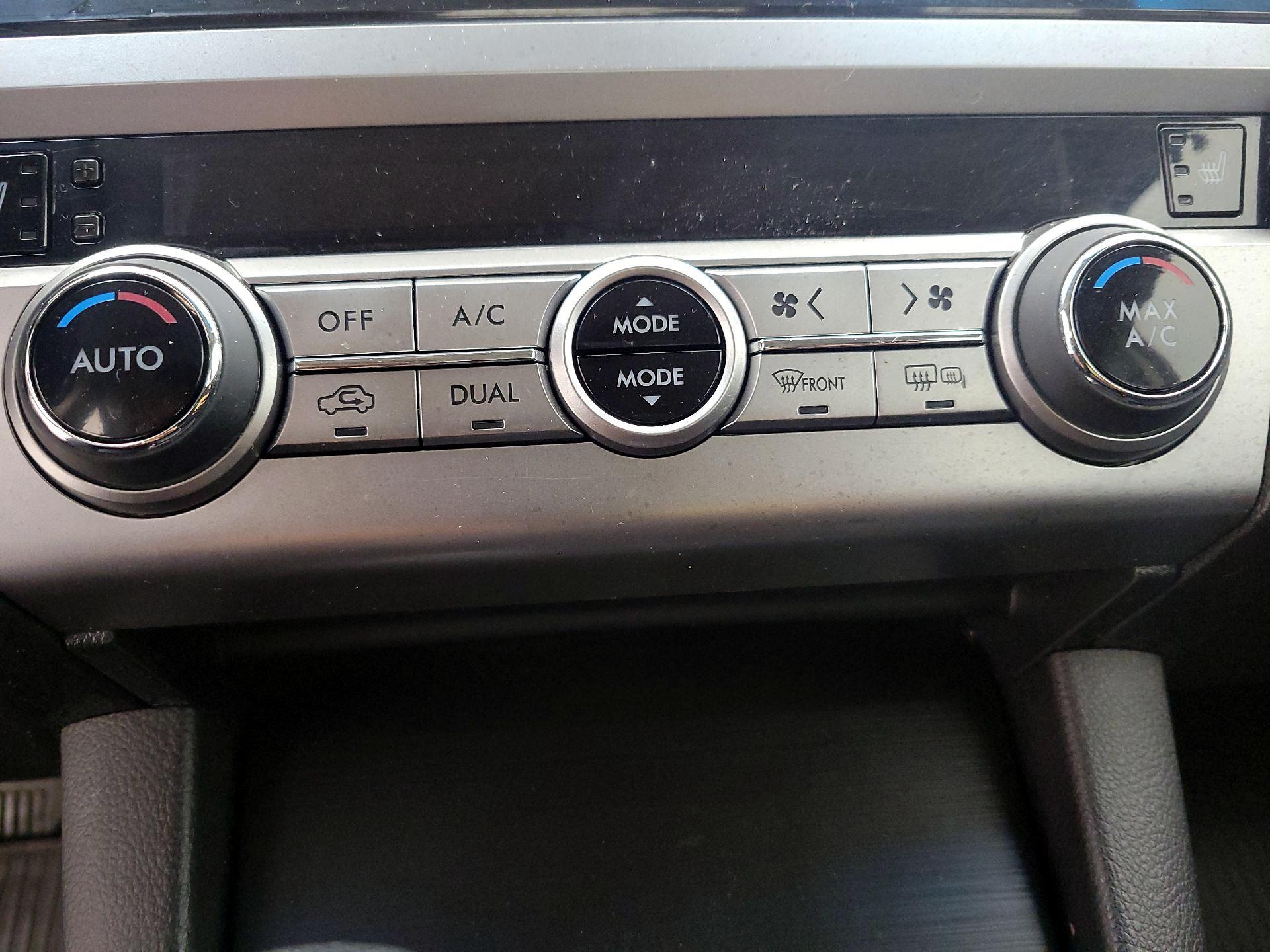 Thumbnail: 2015 Subaru Legacy - 16