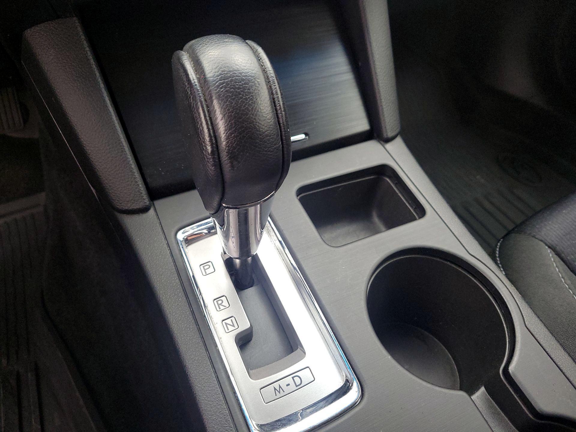 Thumbnail: 2015 Subaru Legacy - 17