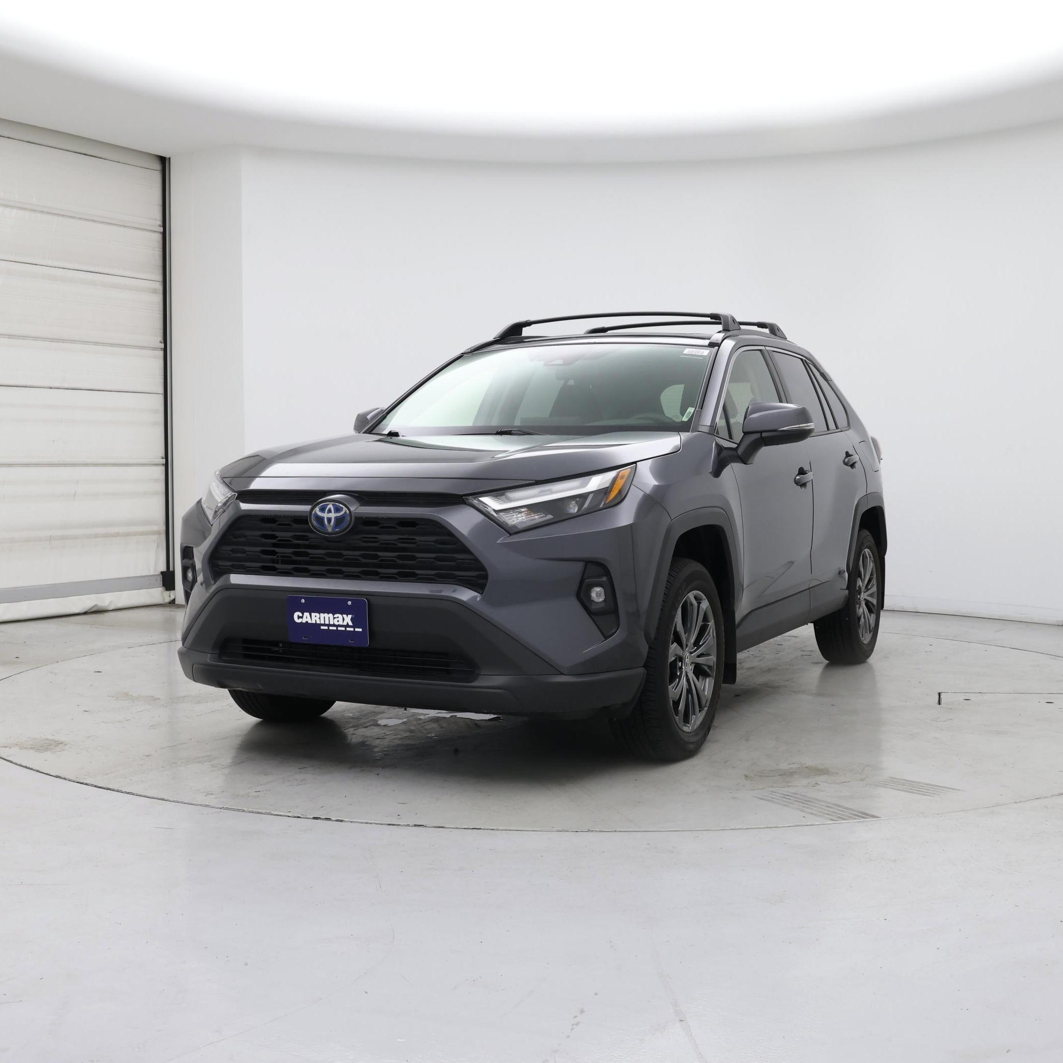 Thumbnail: 2022 Toyota RAV4 - 4
