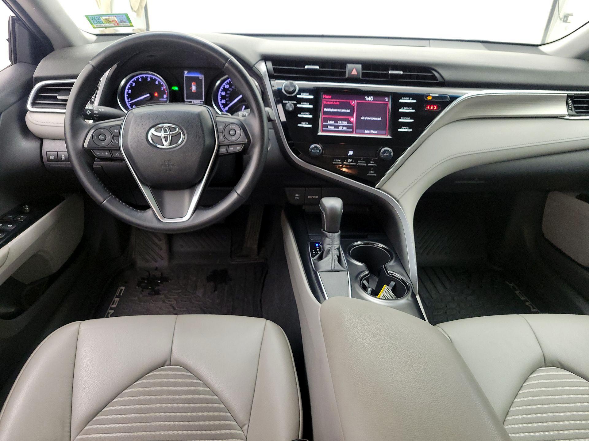 Thumbnail: 2018 Toyota Camry - 9