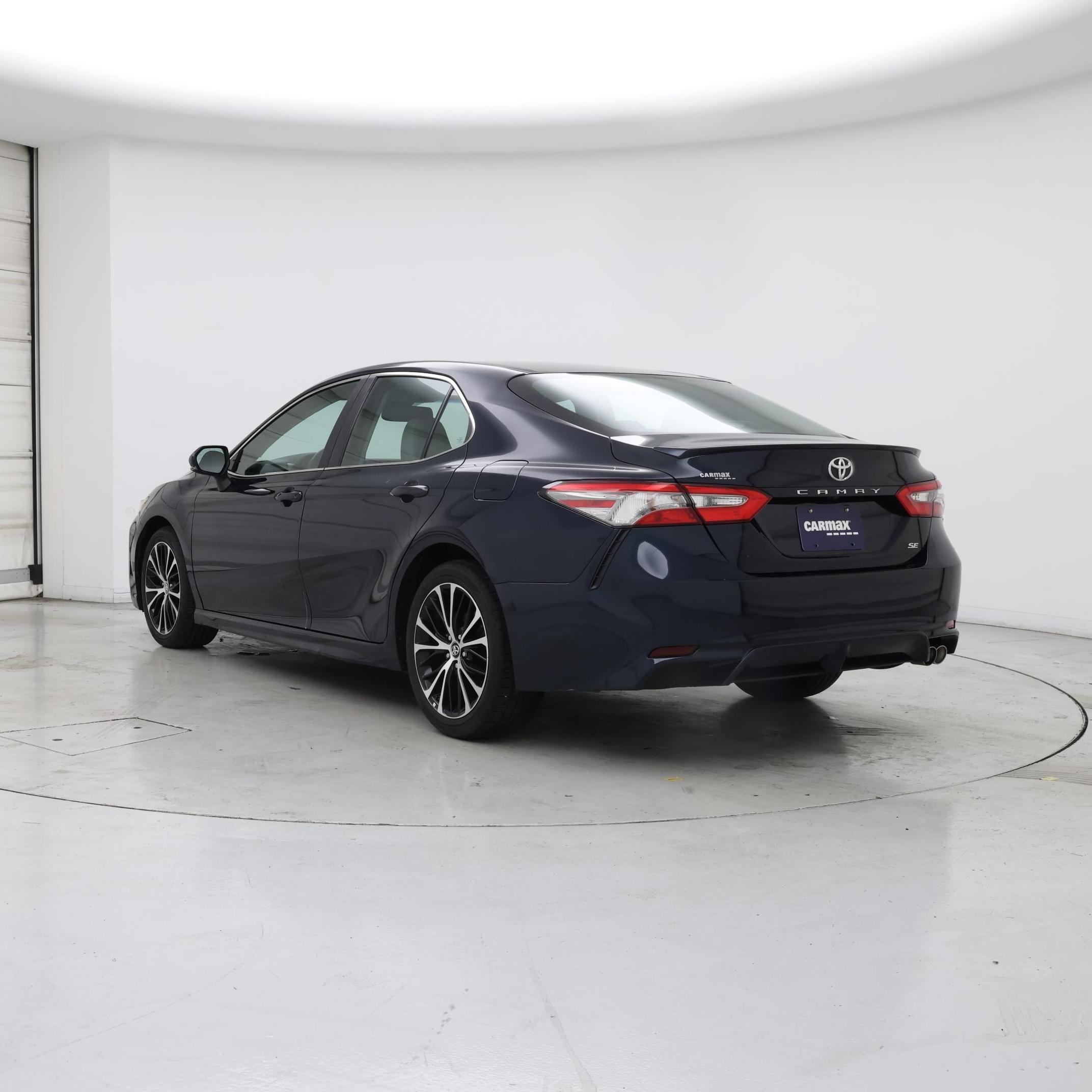 Thumbnail: 2018 Toyota Camry - 2