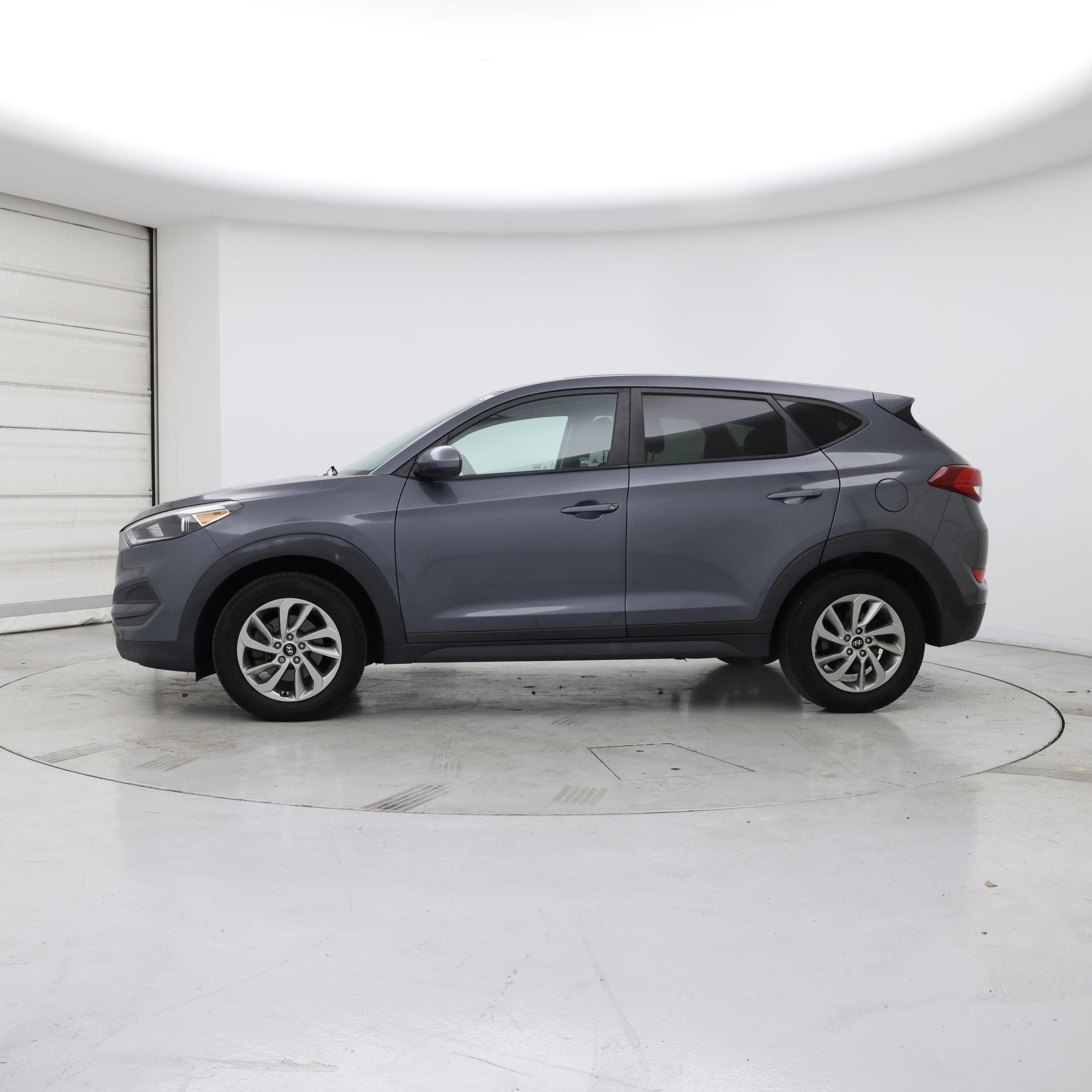Thumbnail: 2018 Hyundai Tucson - 3
