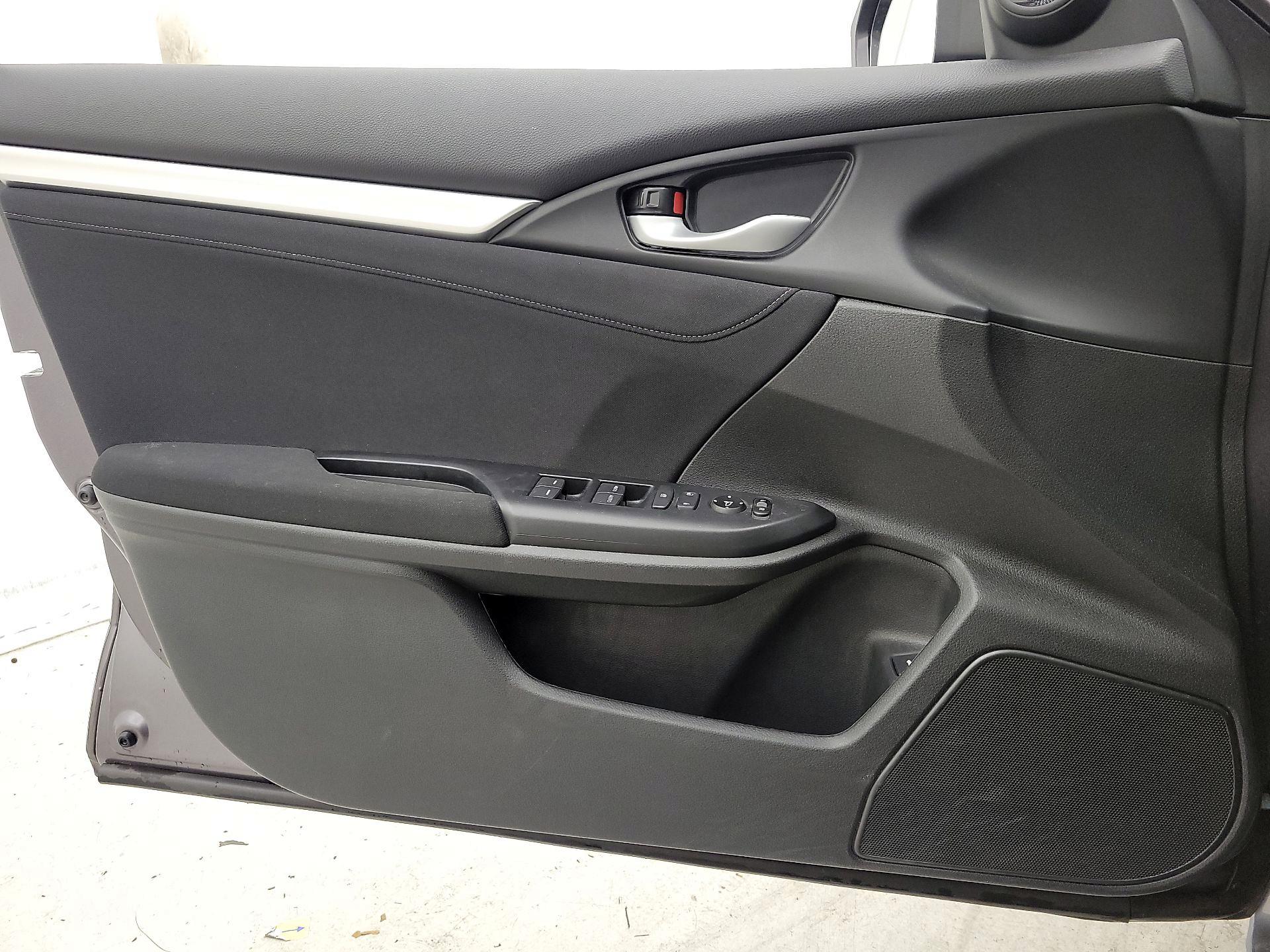 Thumbnail: 2019 Honda Civic - 12