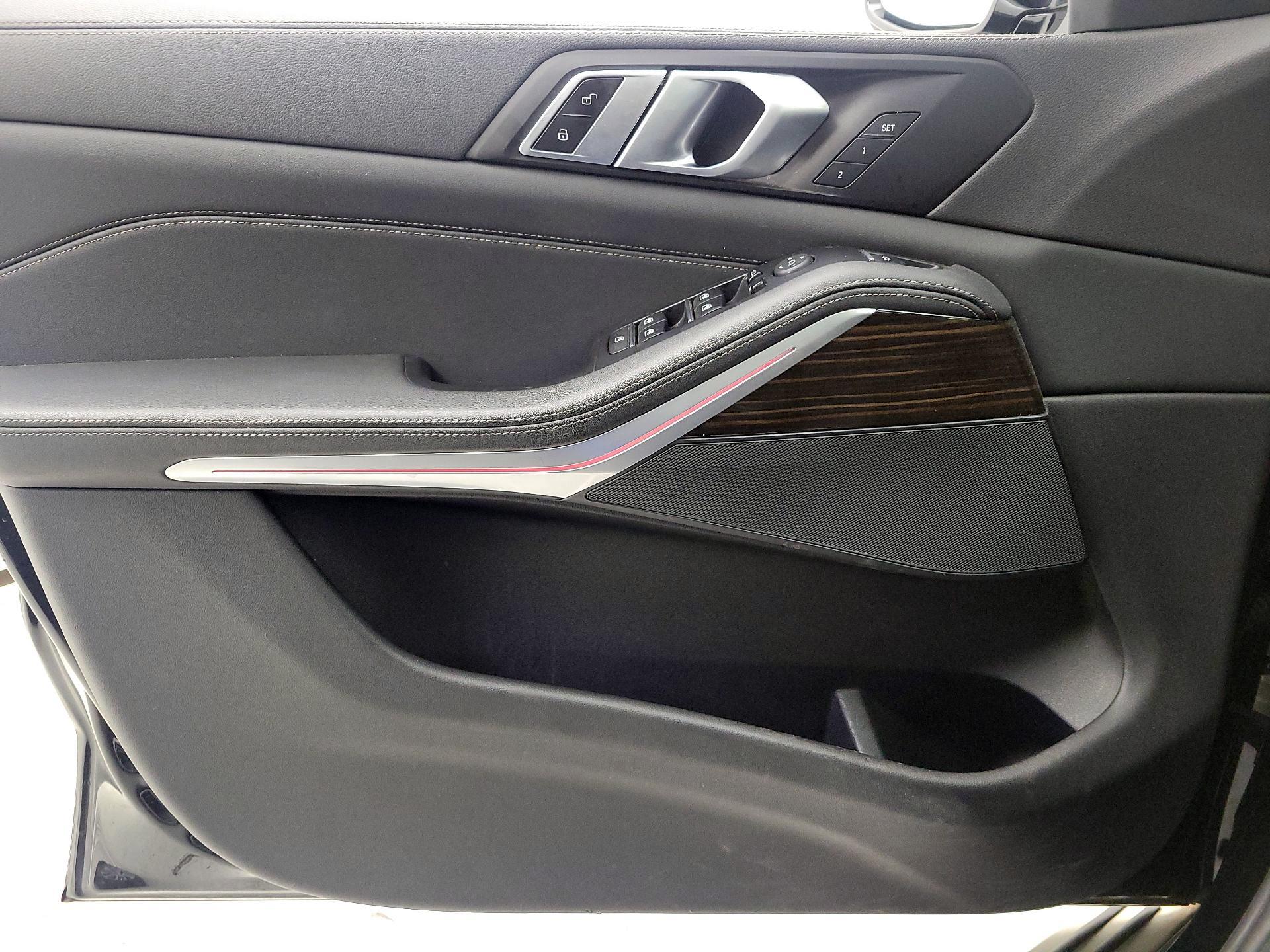 Thumbnail: 2023 BMW X5 - 12