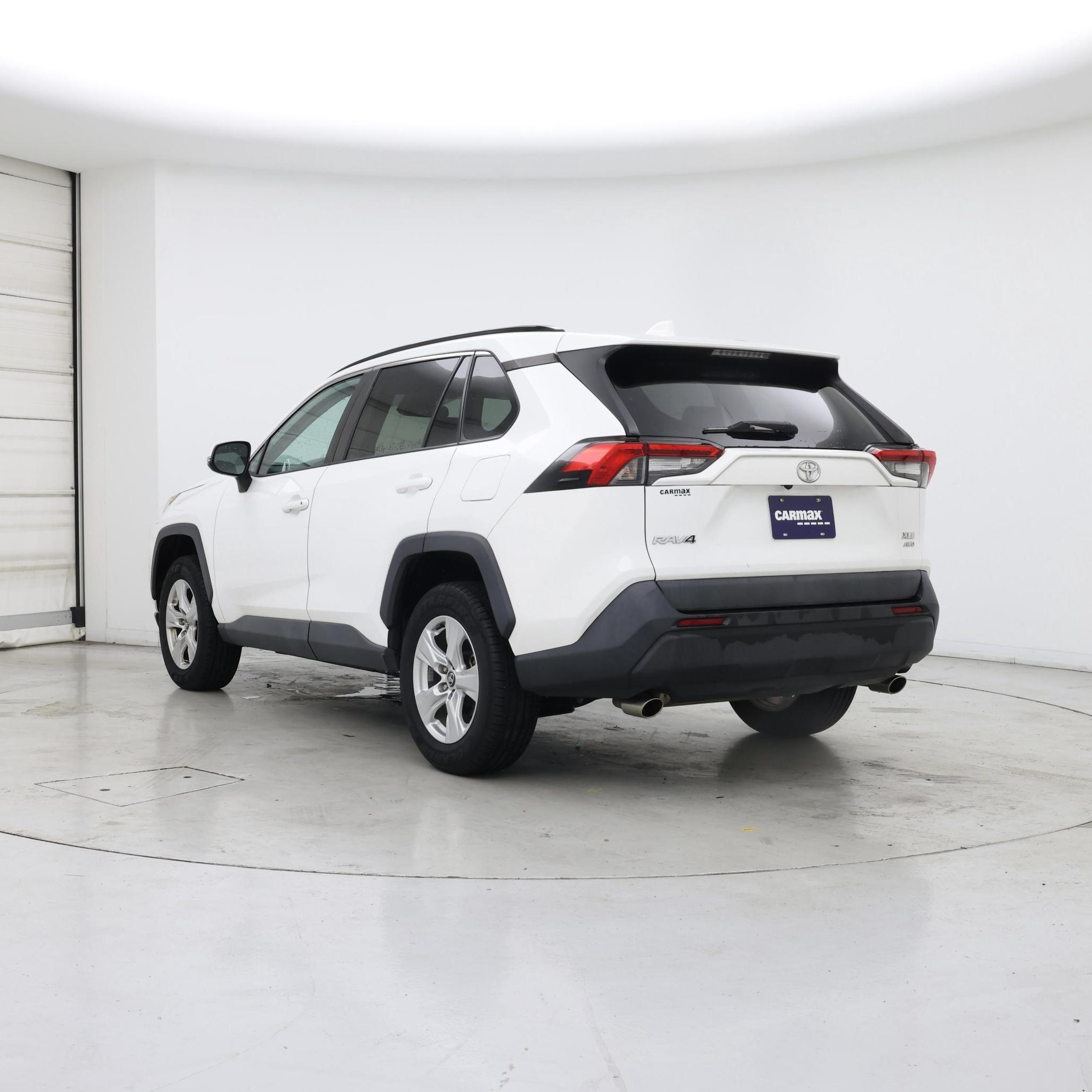 Thumbnail: 2020 Toyota RAV4 - 2