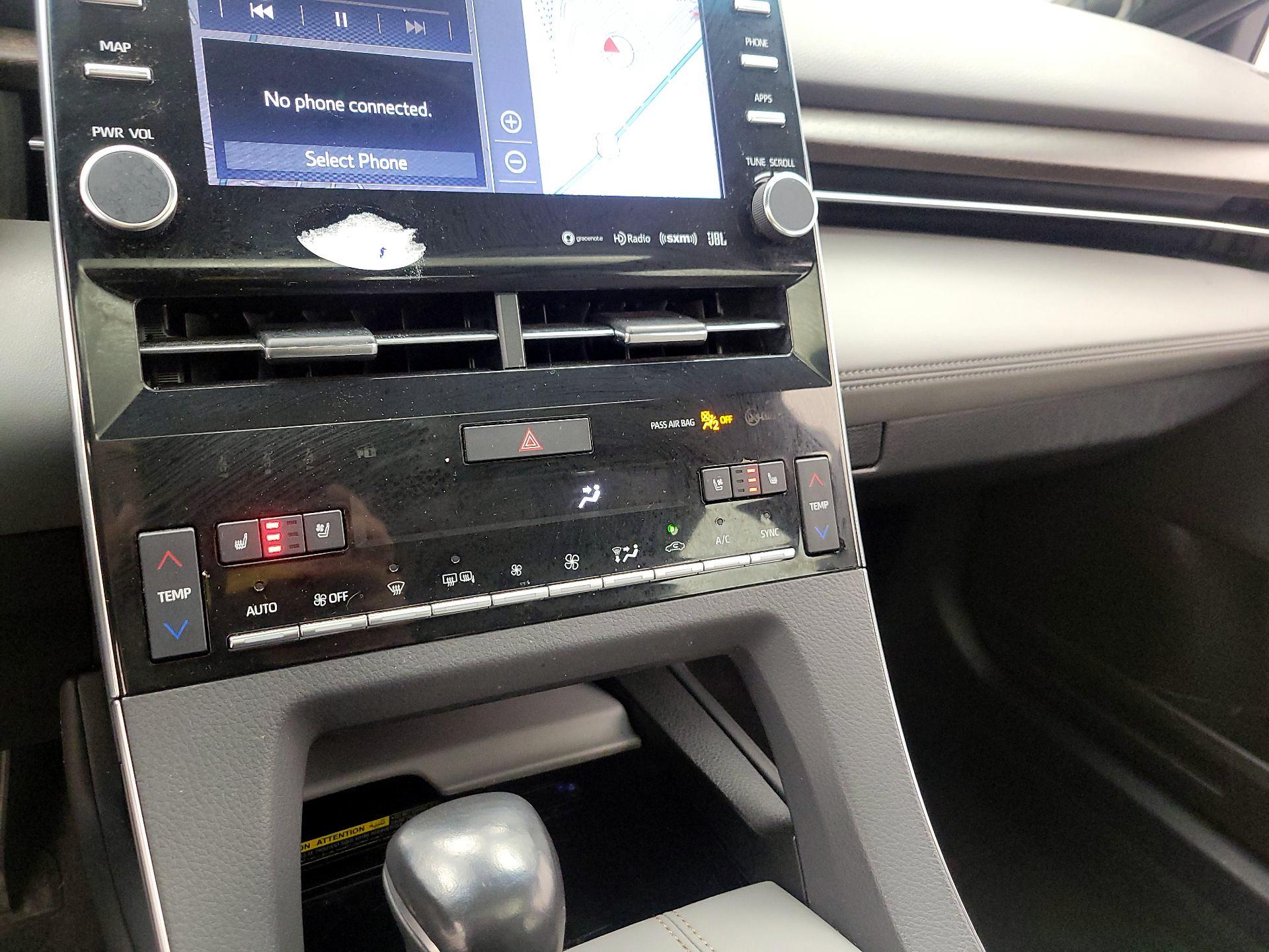 Thumbnail: 2021 Toyota Avalon - 16