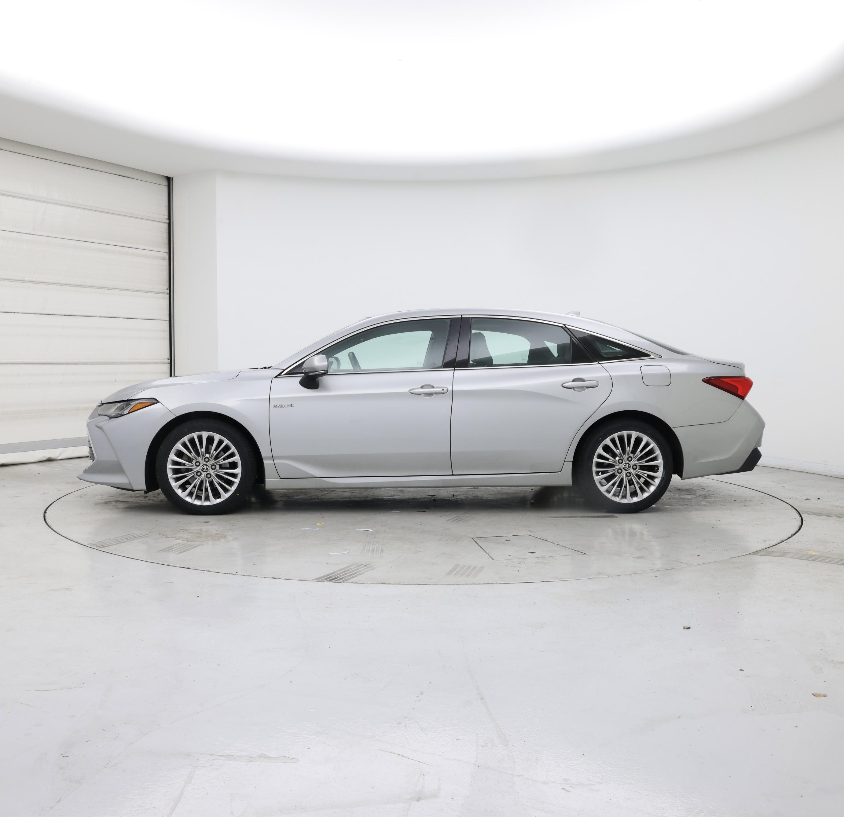 Thumbnail: 2021 Toyota Avalon - 3