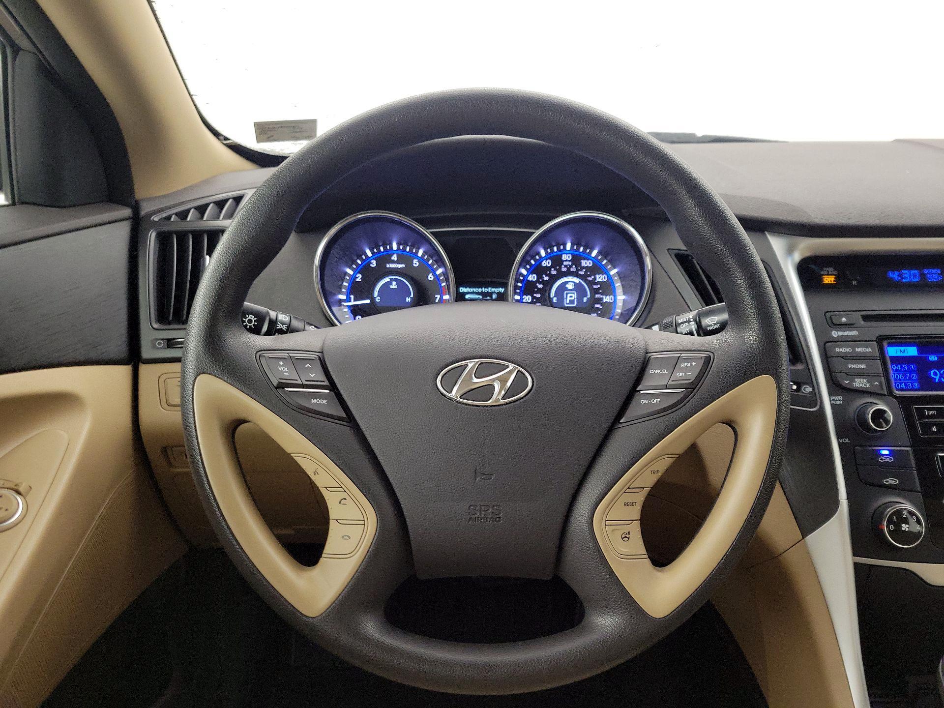 Thumbnail: 2014 Hyundai Sonata - 10