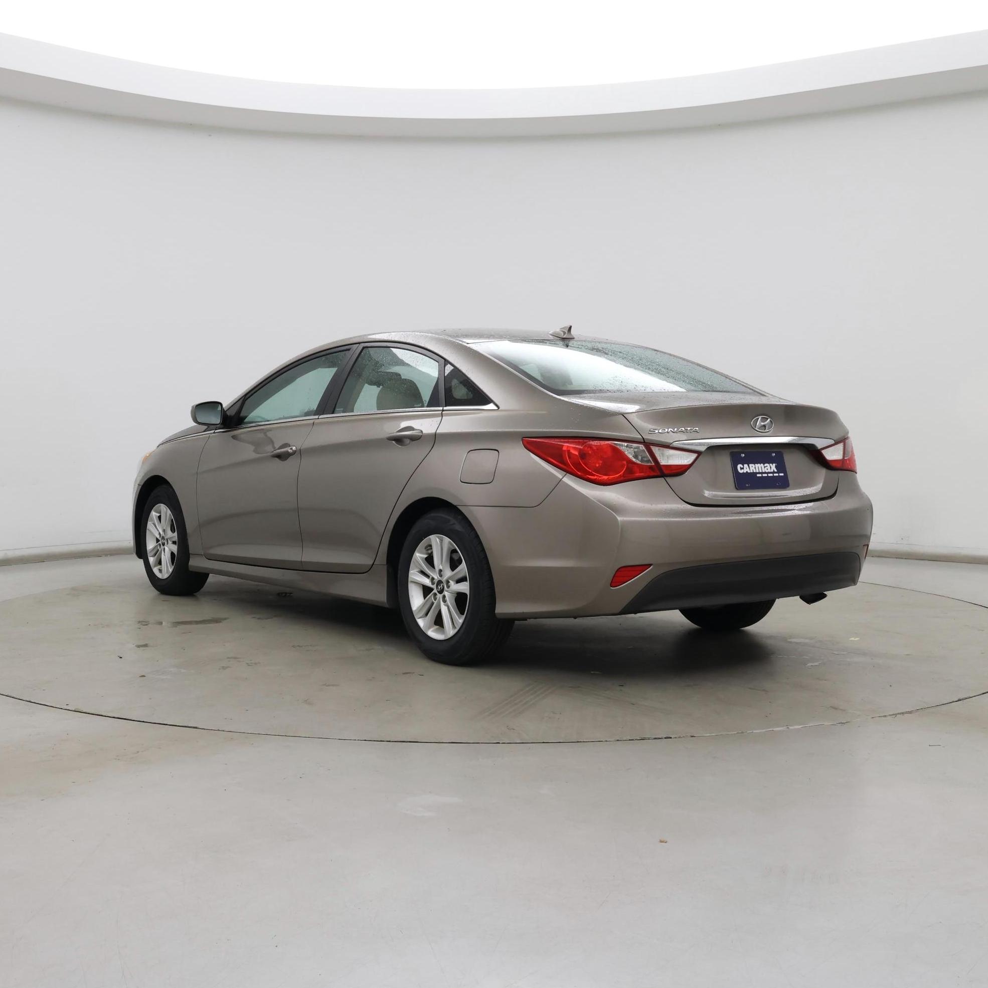 Thumbnail: 2014 Hyundai Sonata - 2