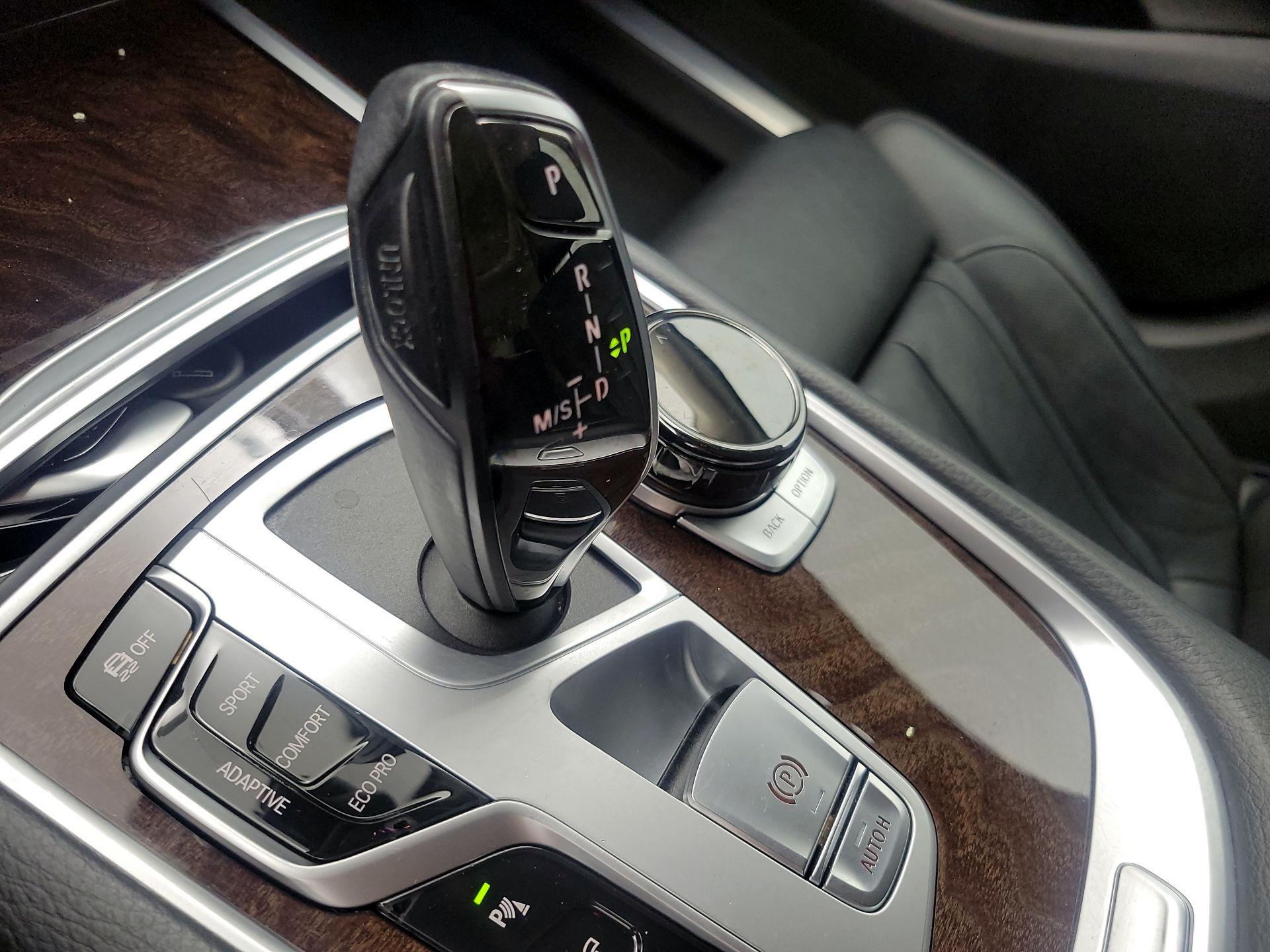 Thumbnail: 2019 BMW 7 Series - 18