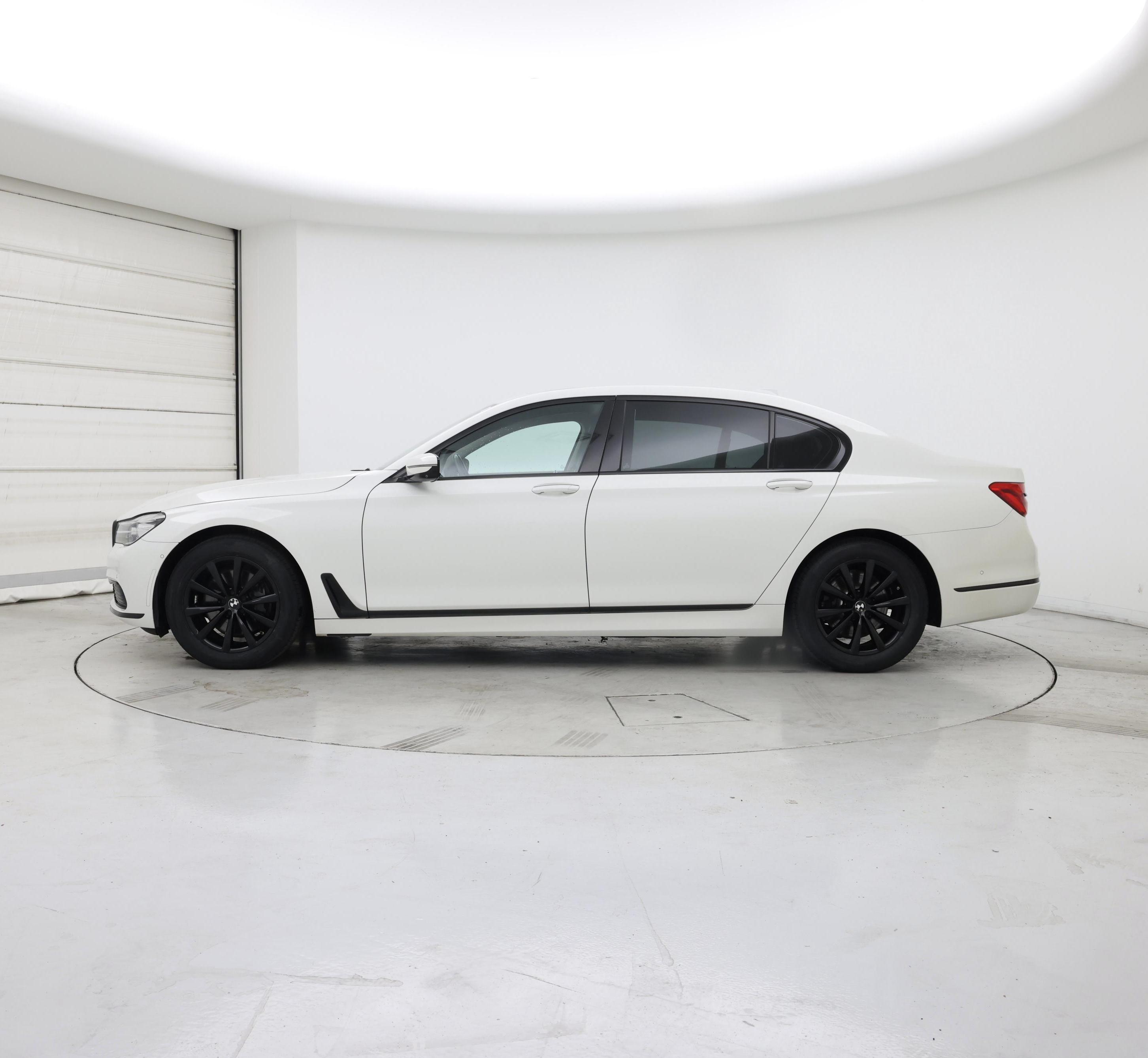 Thumbnail: 2019 BMW 7 Series - 3