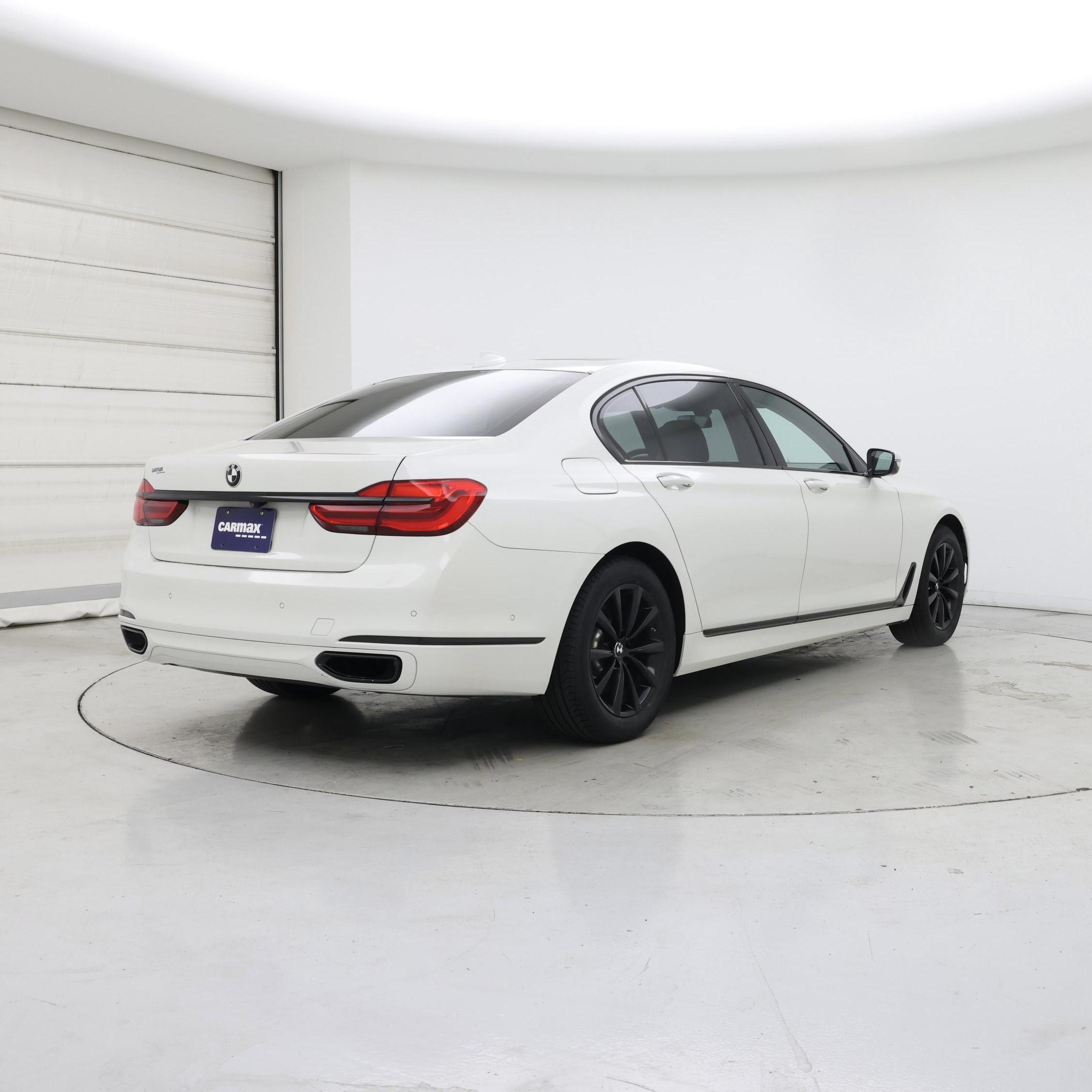 Thumbnail: 2019 BMW 7 Series - 8