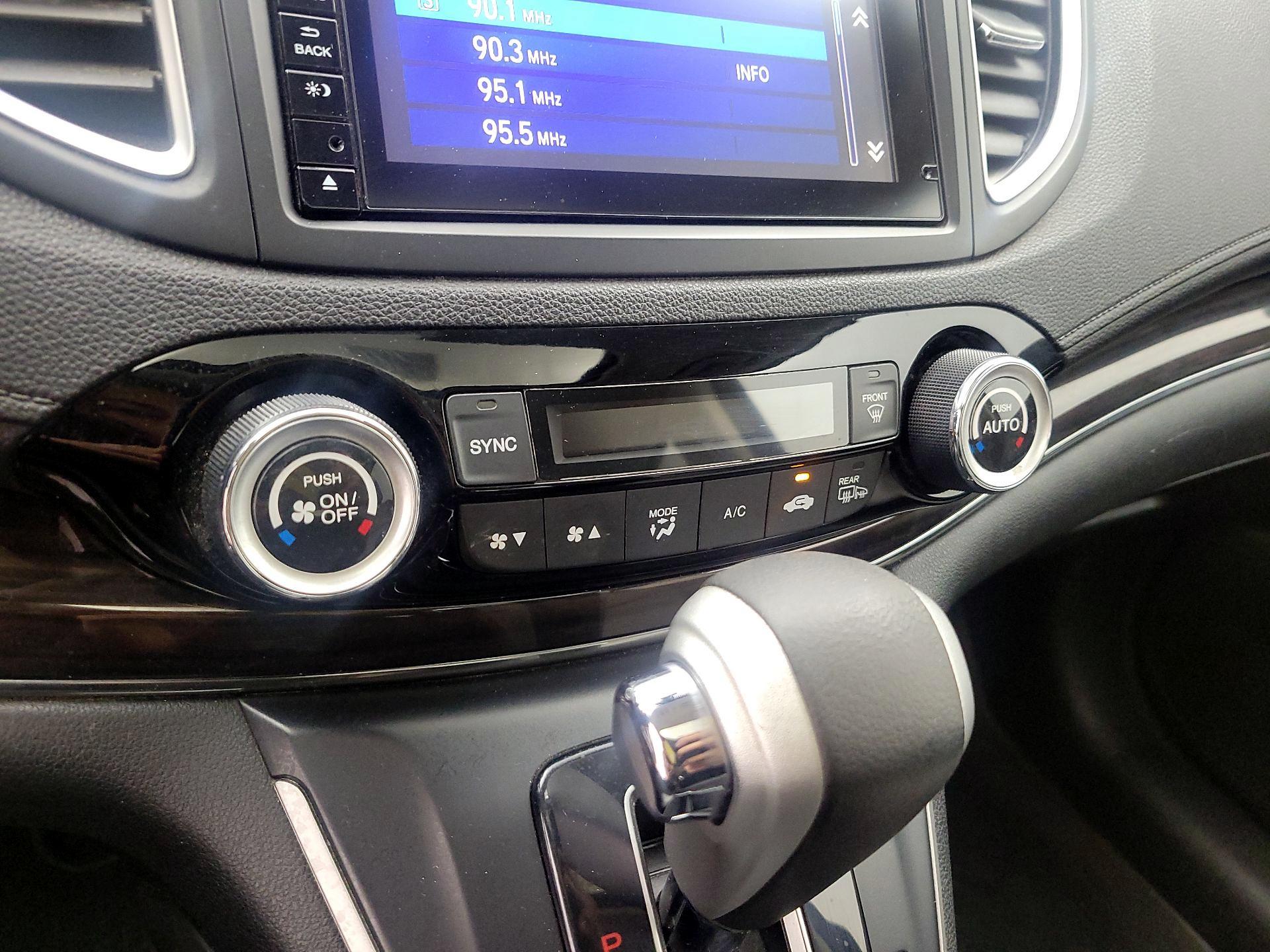 Thumbnail: 2015 Honda CR-V - 17