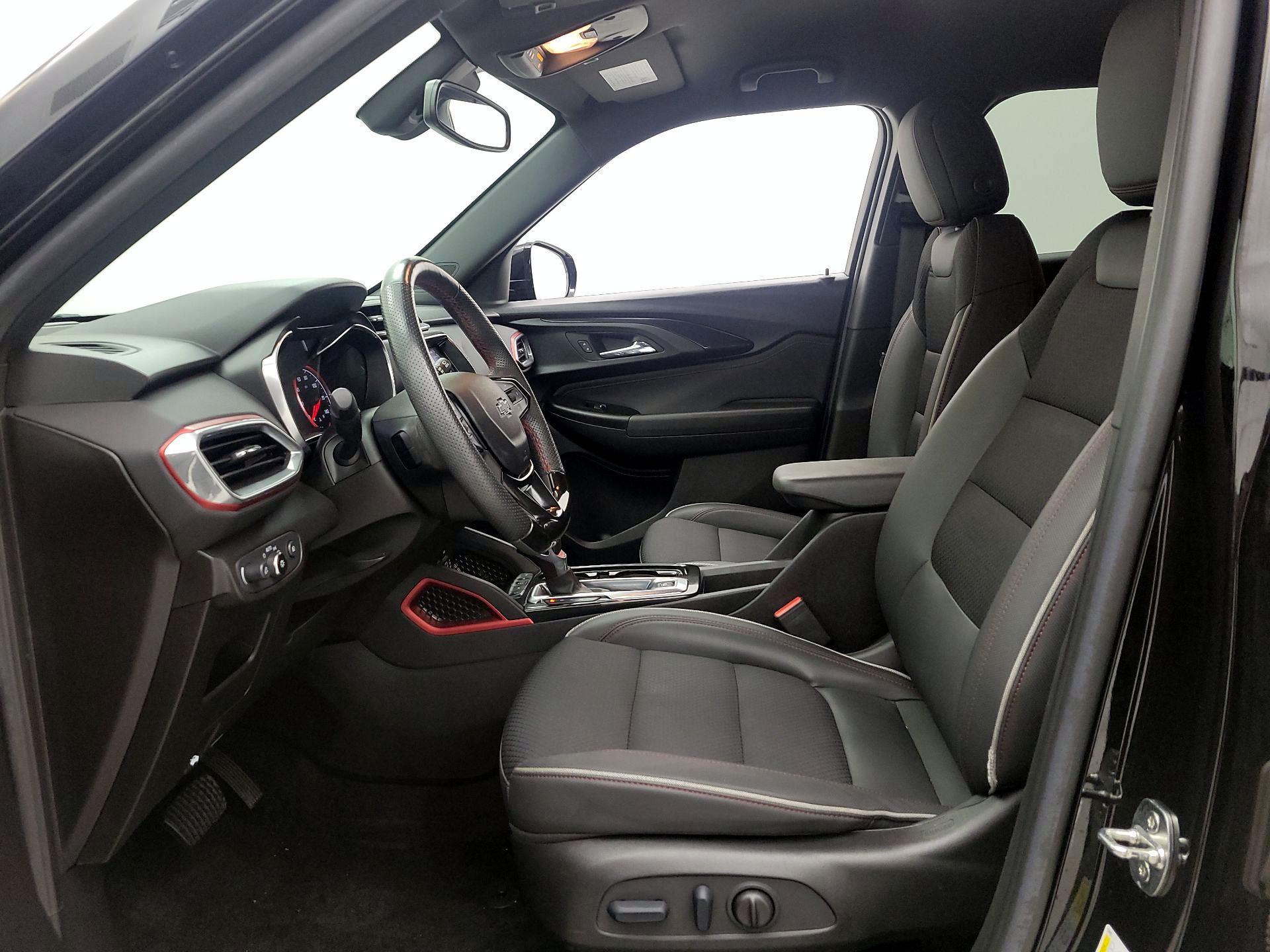 Thumbnail: 2022 Chevrolet TrailBlazer - 11