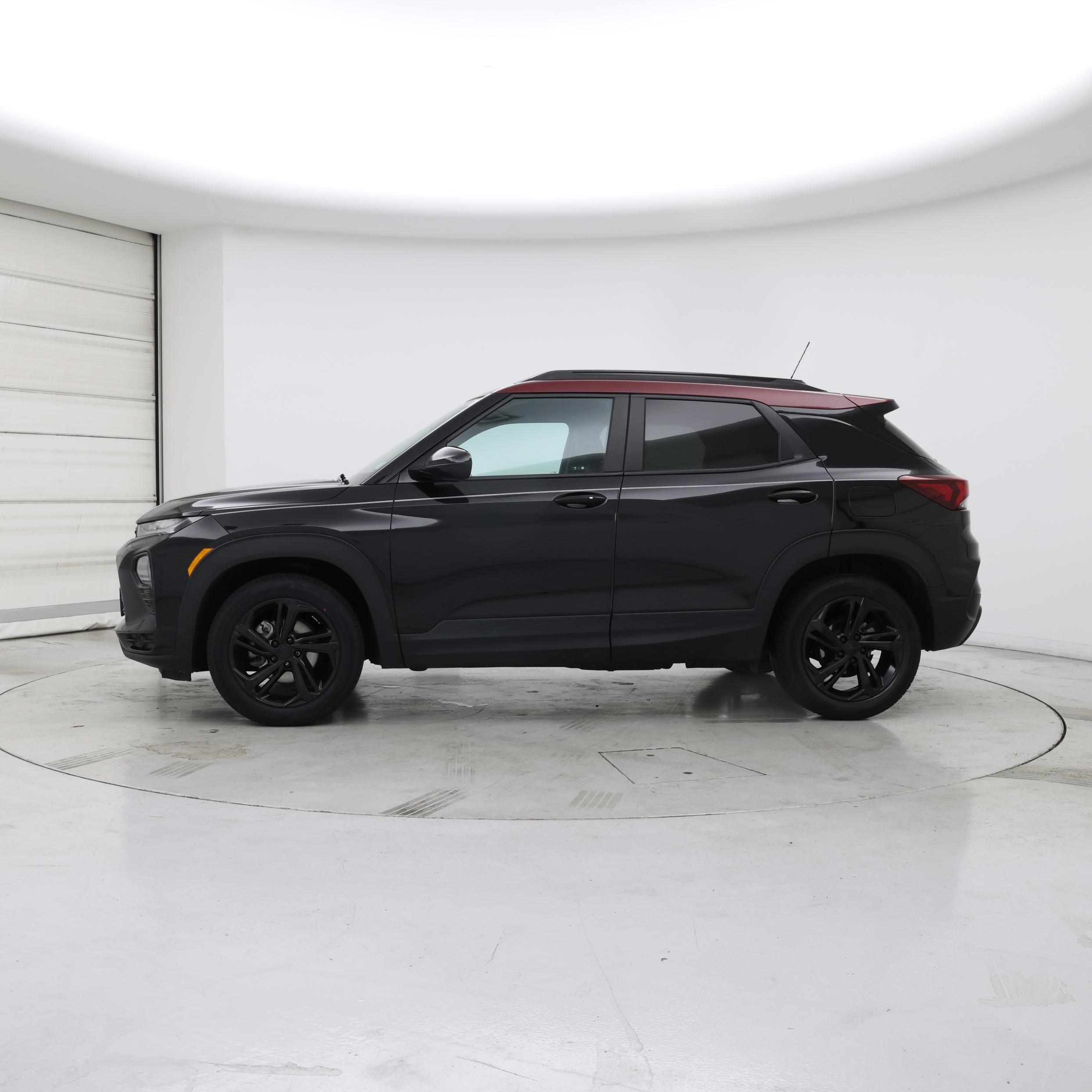 Thumbnail: 2022 Chevrolet TrailBlazer - 3