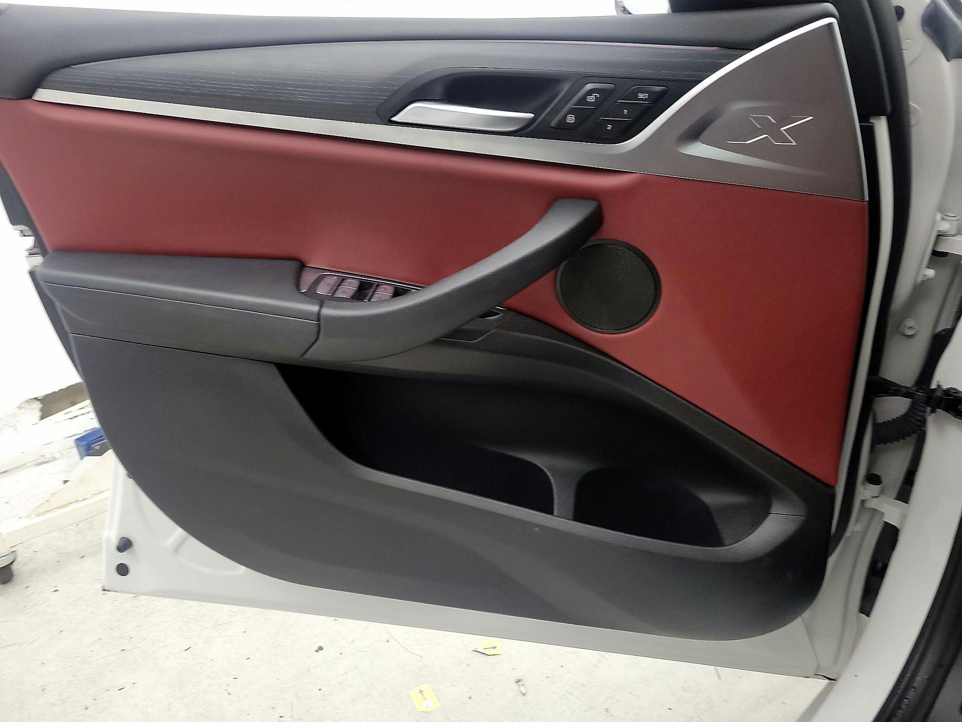 Thumbnail: 2022 BMW X3 - 12