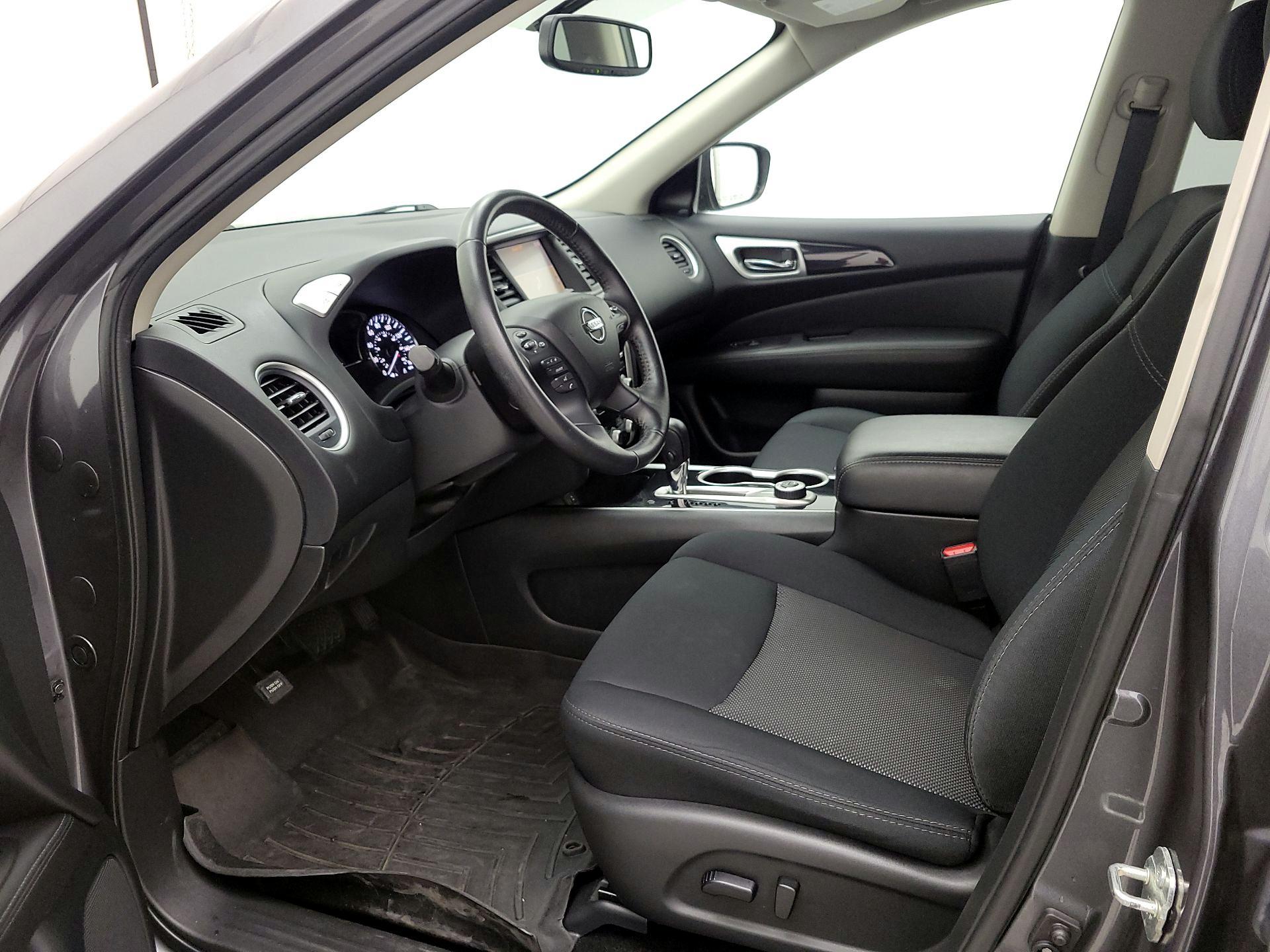 Thumbnail: 2019 Nissan Pathfinder - 11