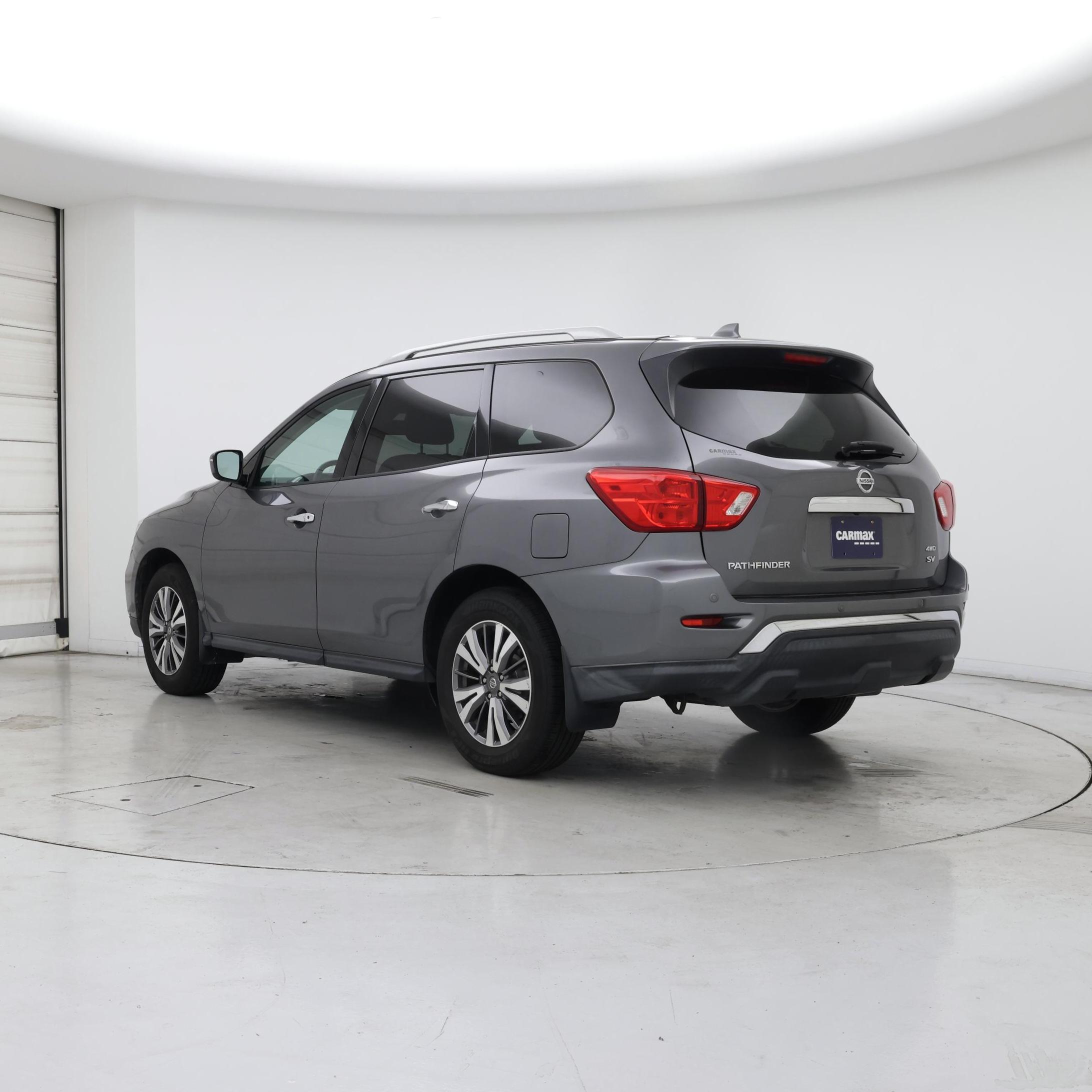 Thumbnail: 2019 Nissan Pathfinder - 2