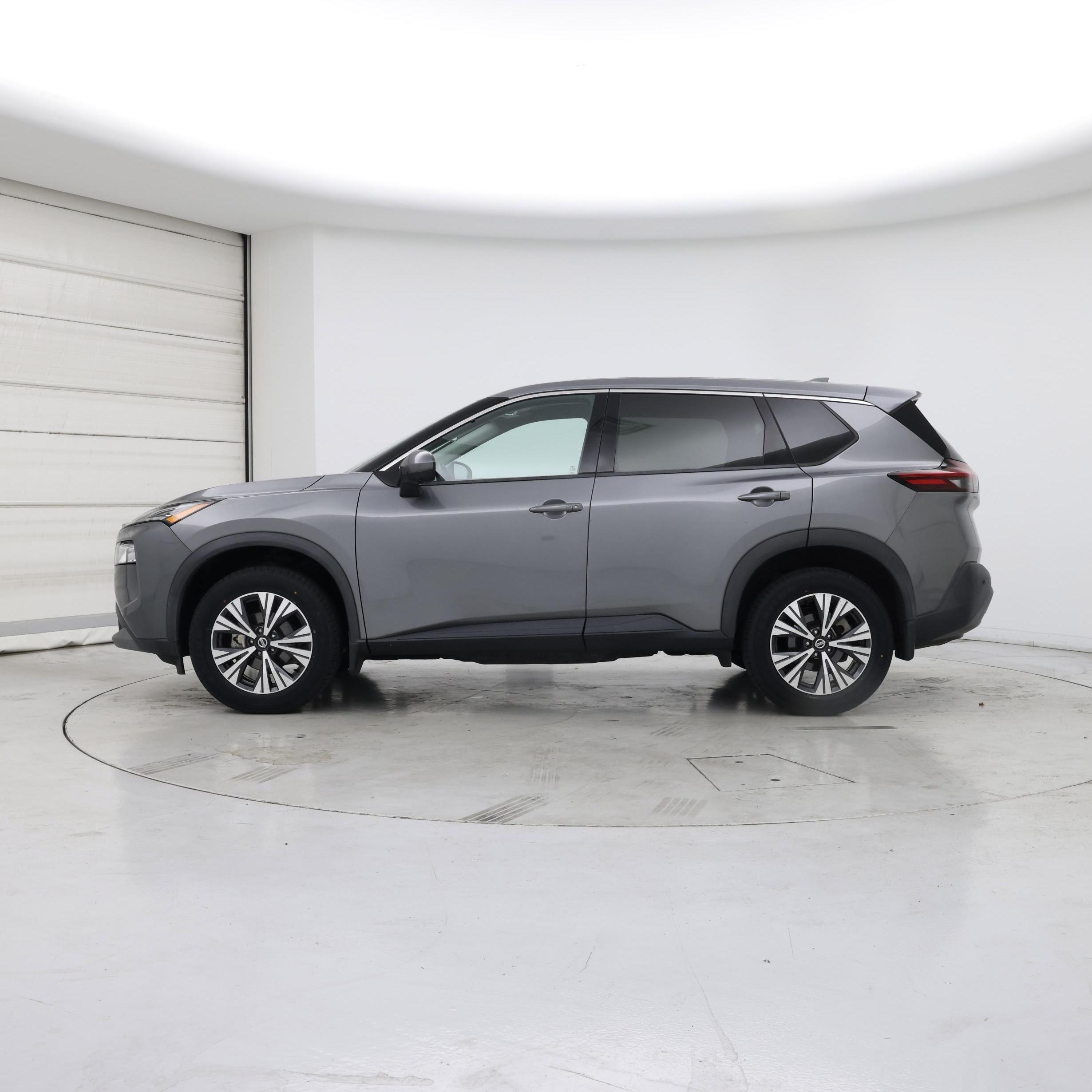 Thumbnail: 2021 Nissan Rogue - 3