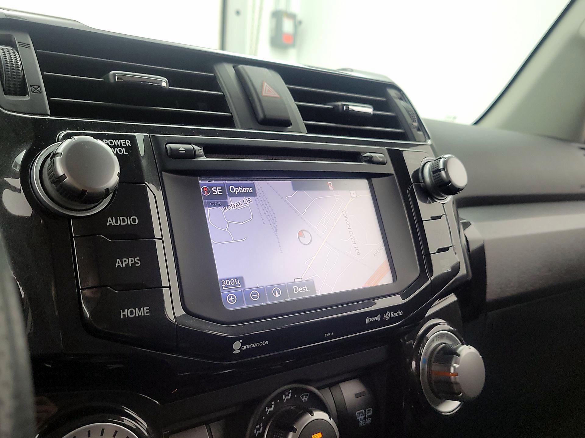 Thumbnail: 2019 Toyota 4Runner - 14