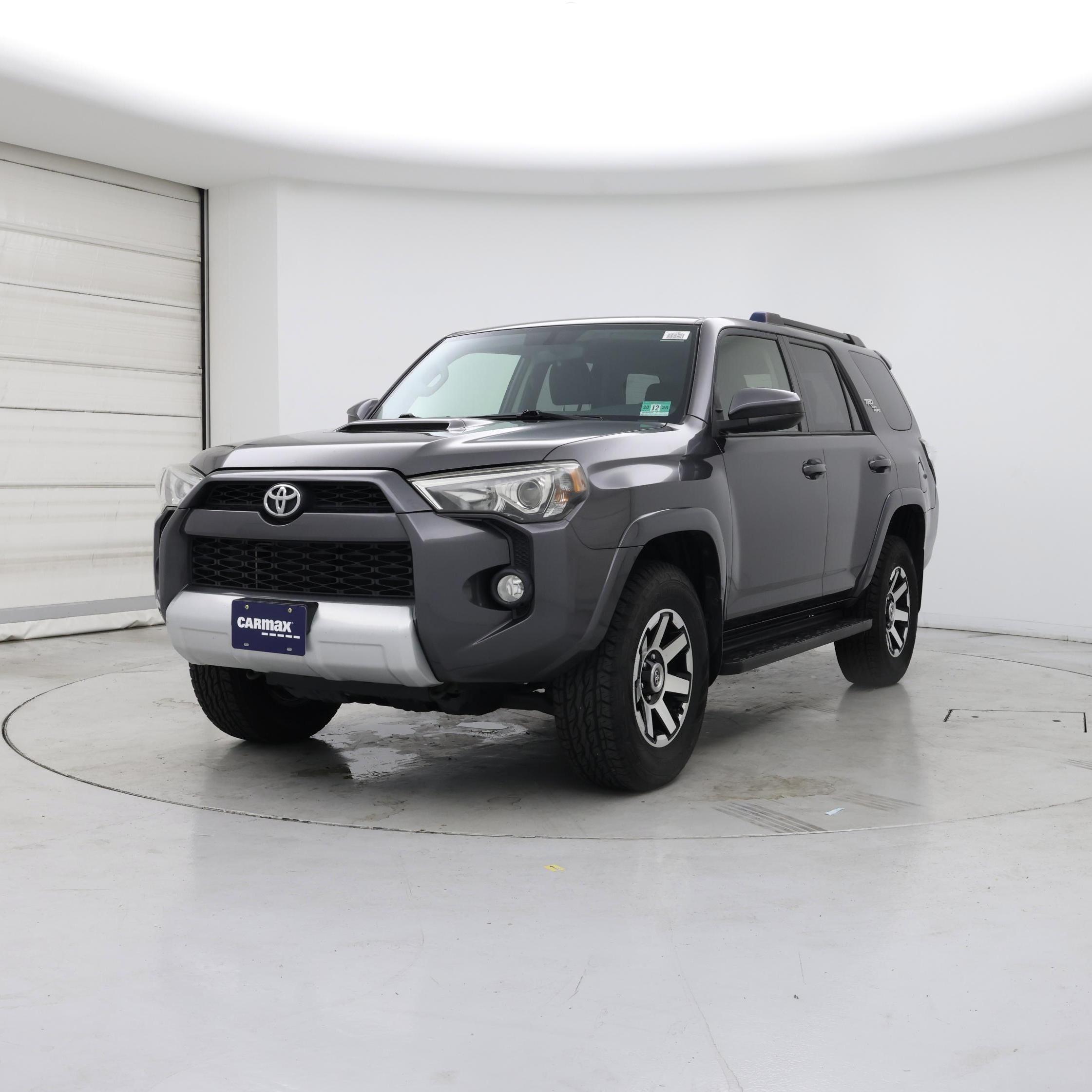 Thumbnail: 2019 Toyota 4Runner - 4
