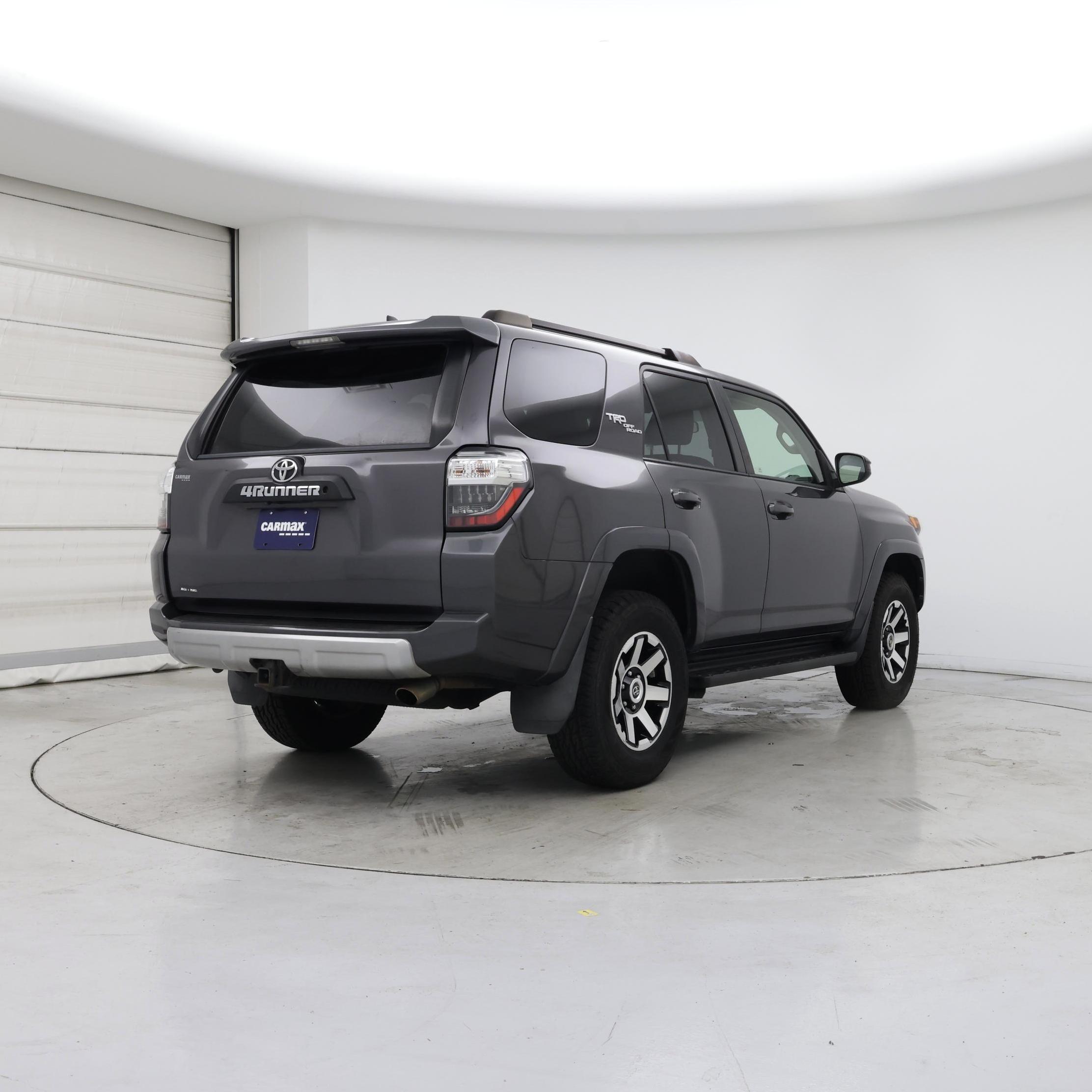 Thumbnail: 2019 Toyota 4Runner - 8