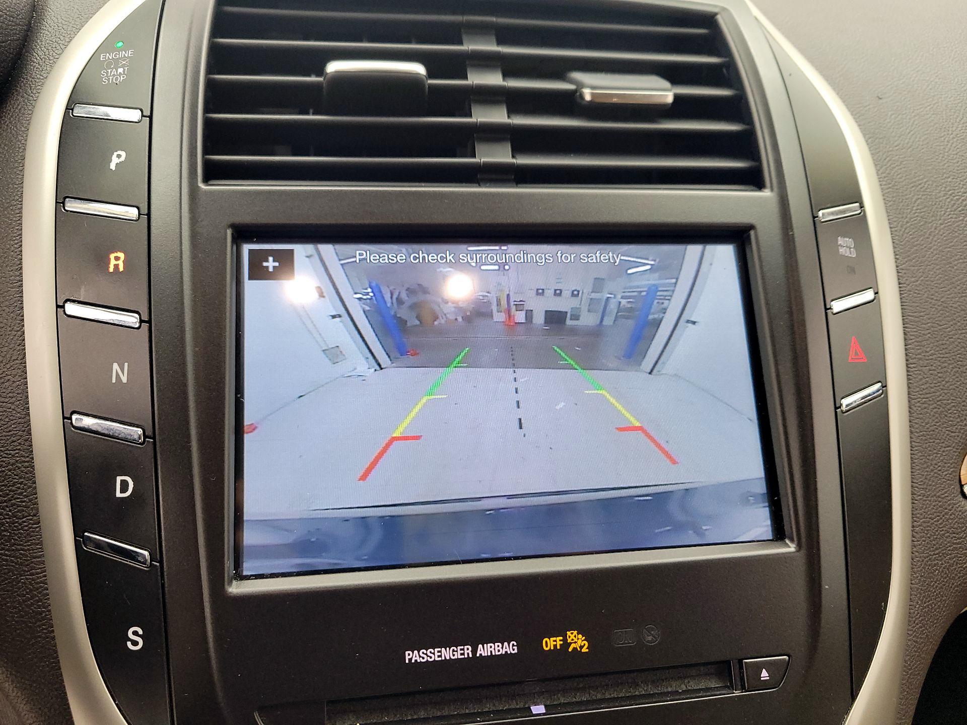 Thumbnail: 2019 Lincoln MKC - 14