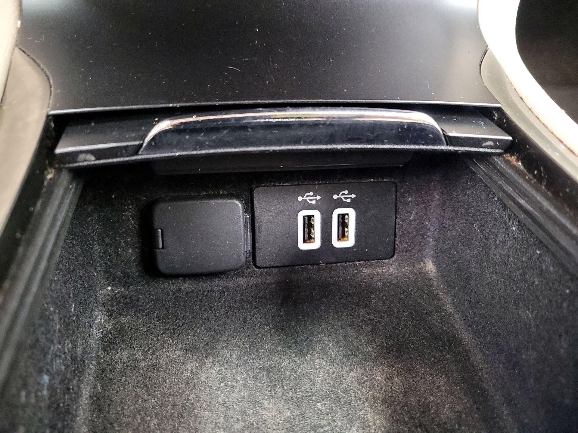 Thumbnail: 2019 Lincoln MKC - 18