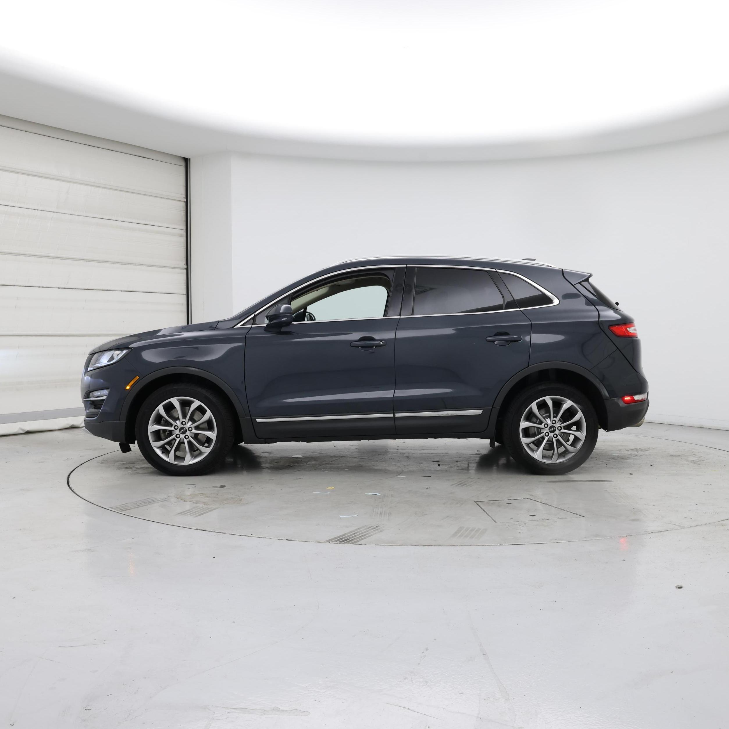 Thumbnail: 2019 Lincoln MKC - 3