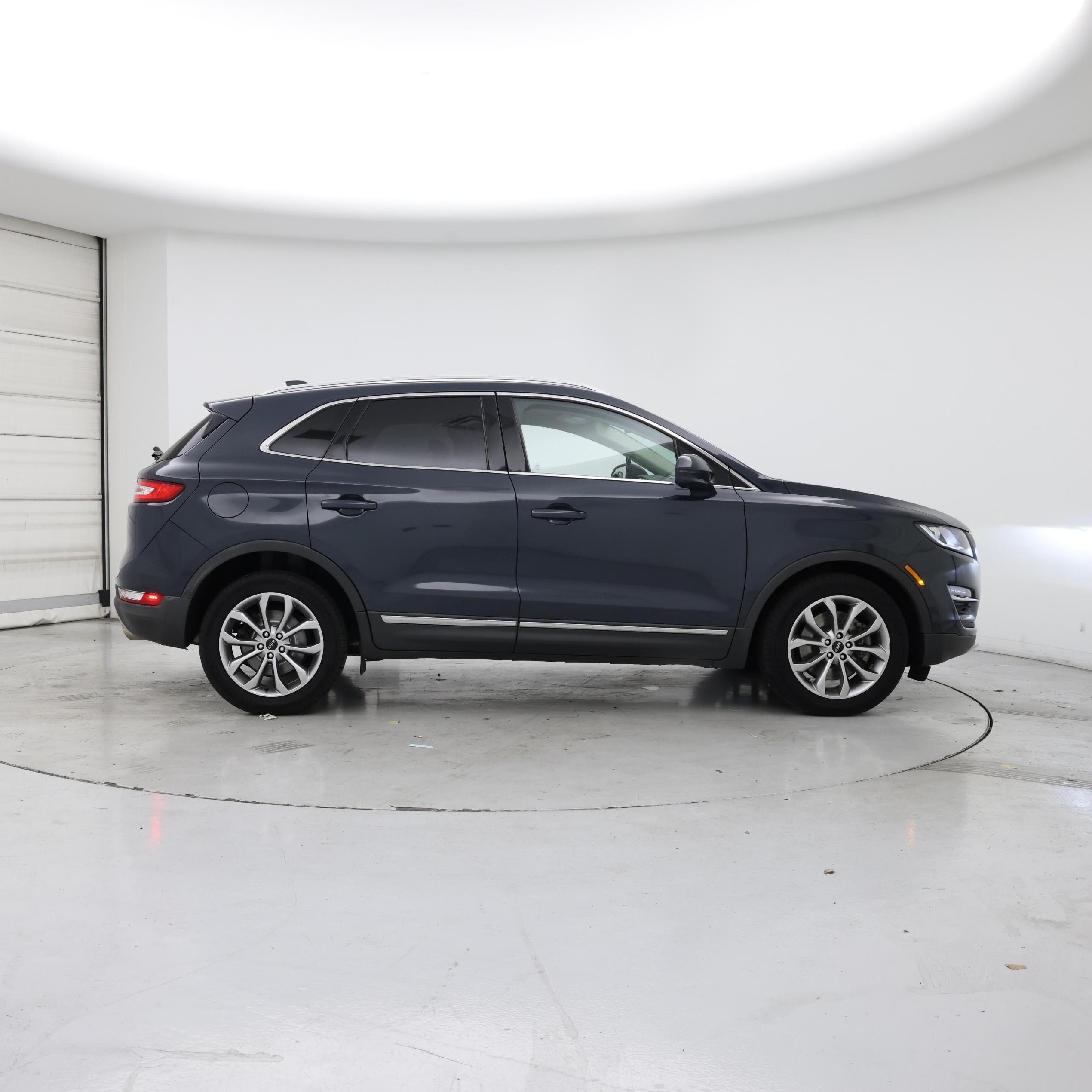 Thumbnail: 2019 Lincoln MKC - 7