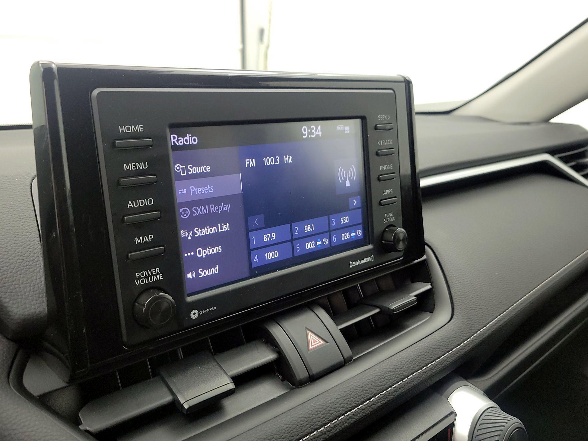 Thumbnail: 2022 Toyota RAV4 - 15