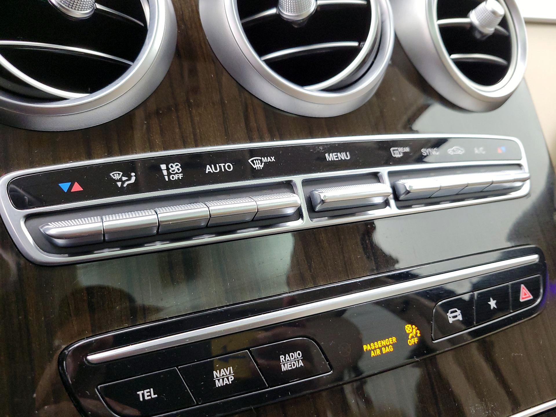 Thumbnail: 2021 Mercedes-Benz GLC - 16