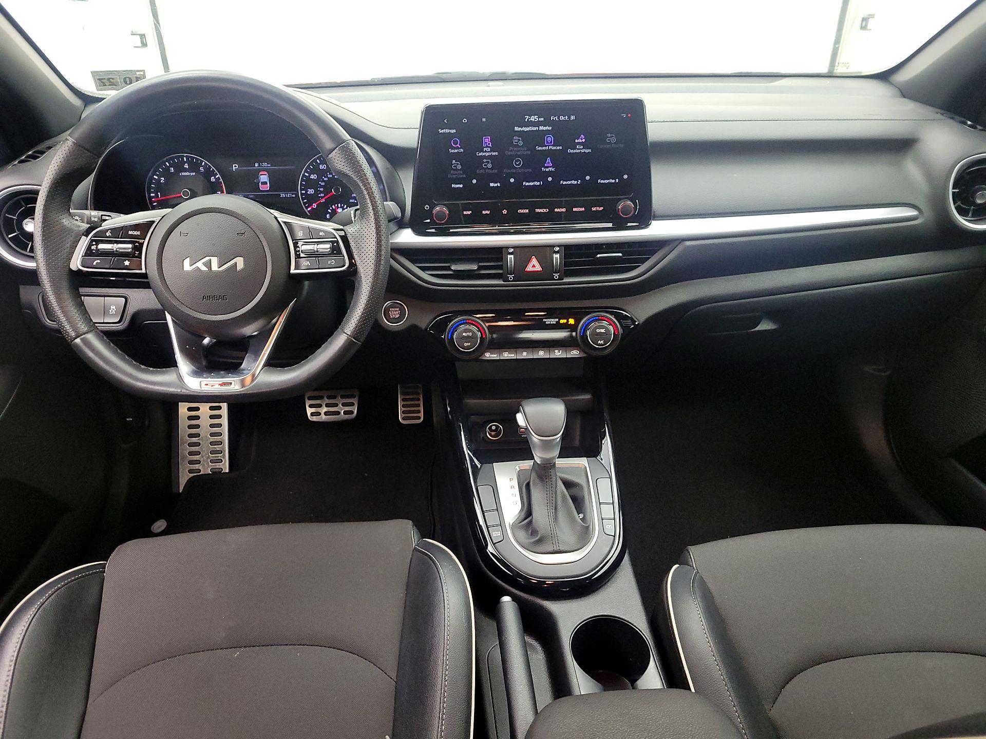 Thumbnail: 2023 Kia Forte - 9