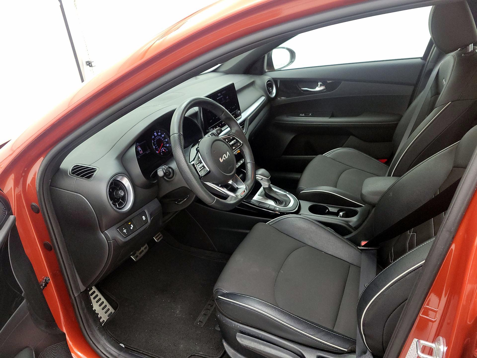 Thumbnail: 2023 Kia Forte - 11