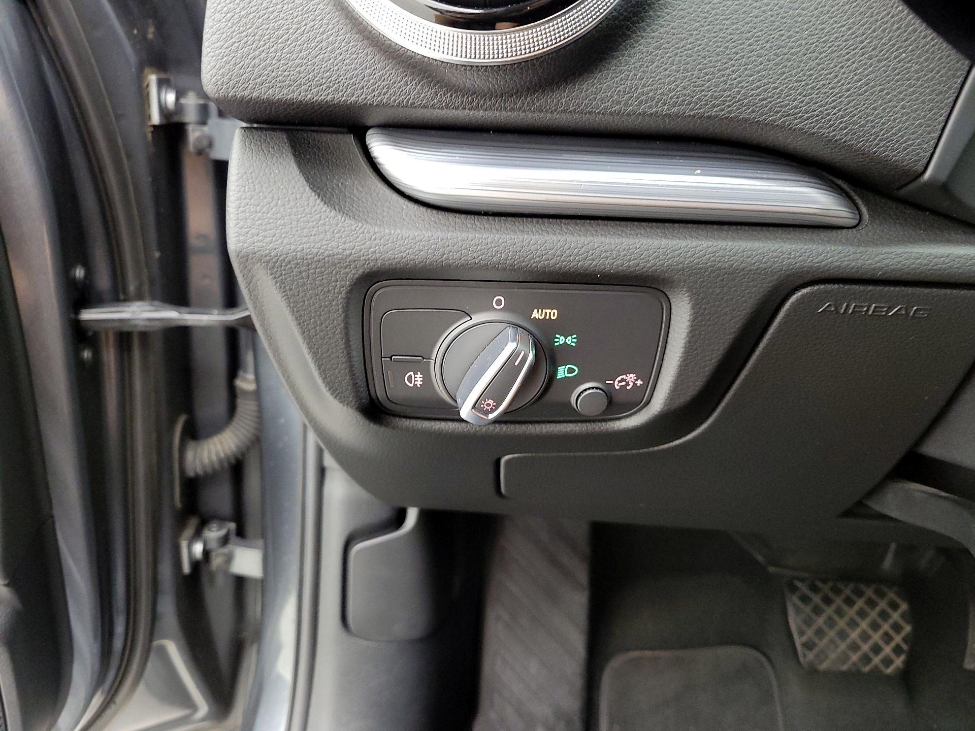 Thumbnail: 2015 Audi A3 - 13