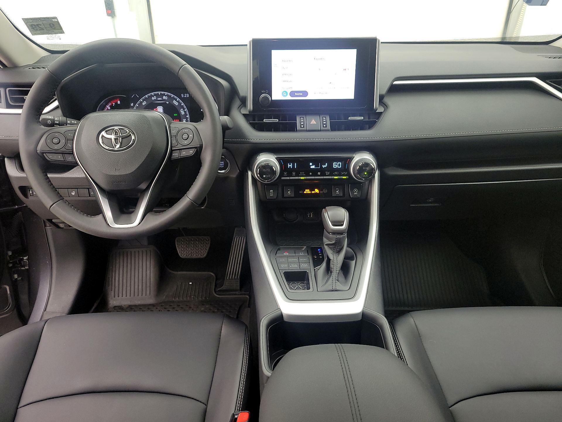 Thumbnail: 2024 Toyota RAV4 - 9