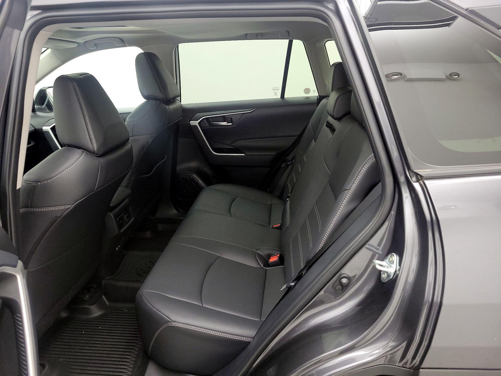 Thumbnail: 2024 Toyota RAV4 - 20