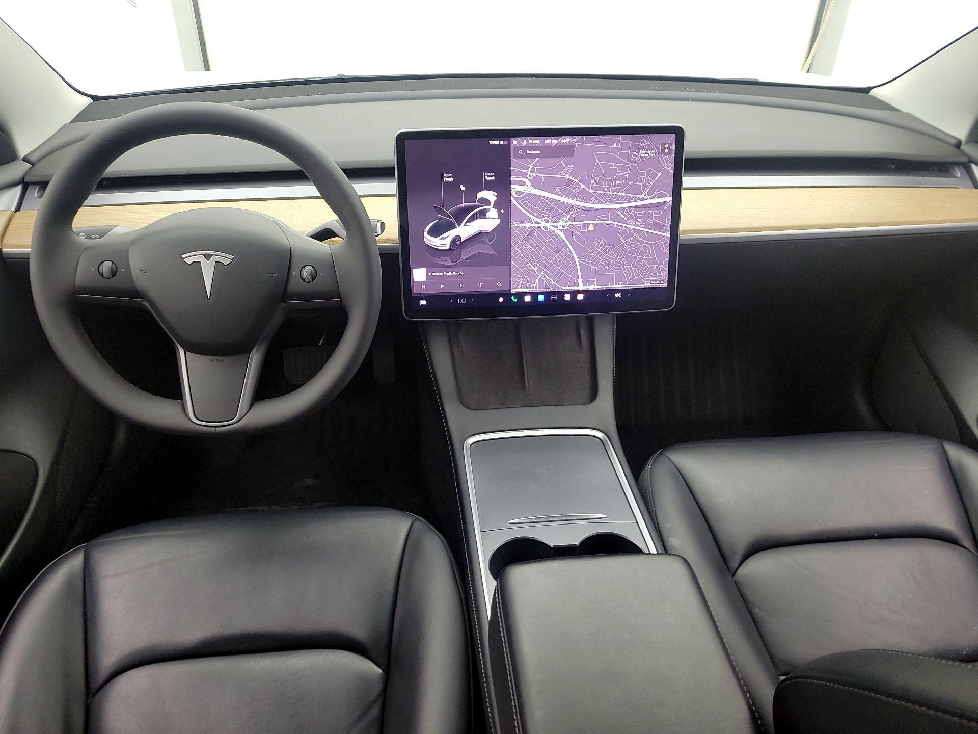 Thumbnail: 2022 Tesla Model 3 - 9